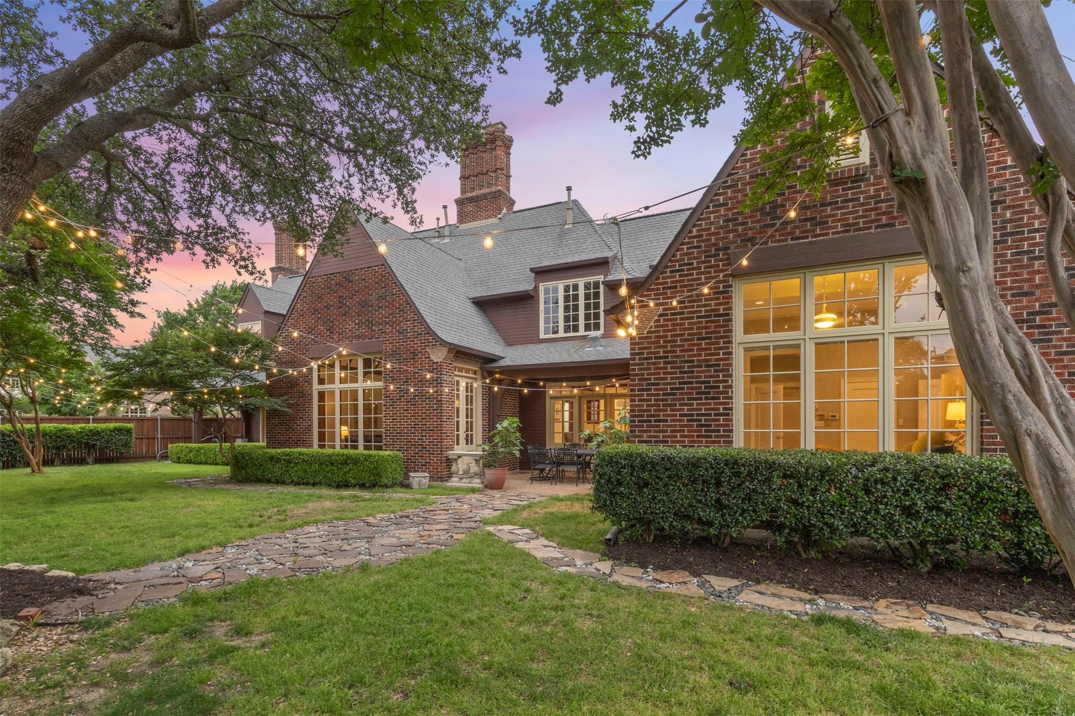 811 Lake Creek Drive Mckinney TX 75072