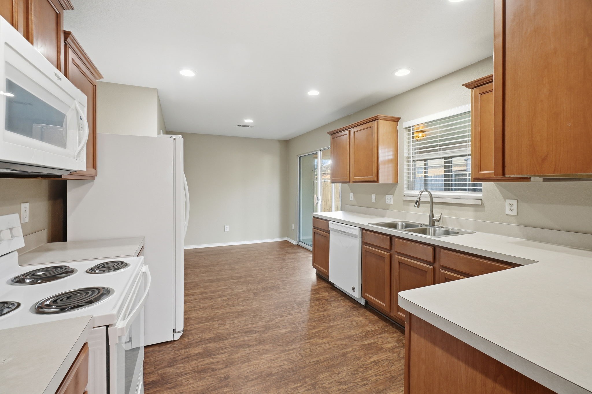 111 Maned Drive Sanger TX 76266
