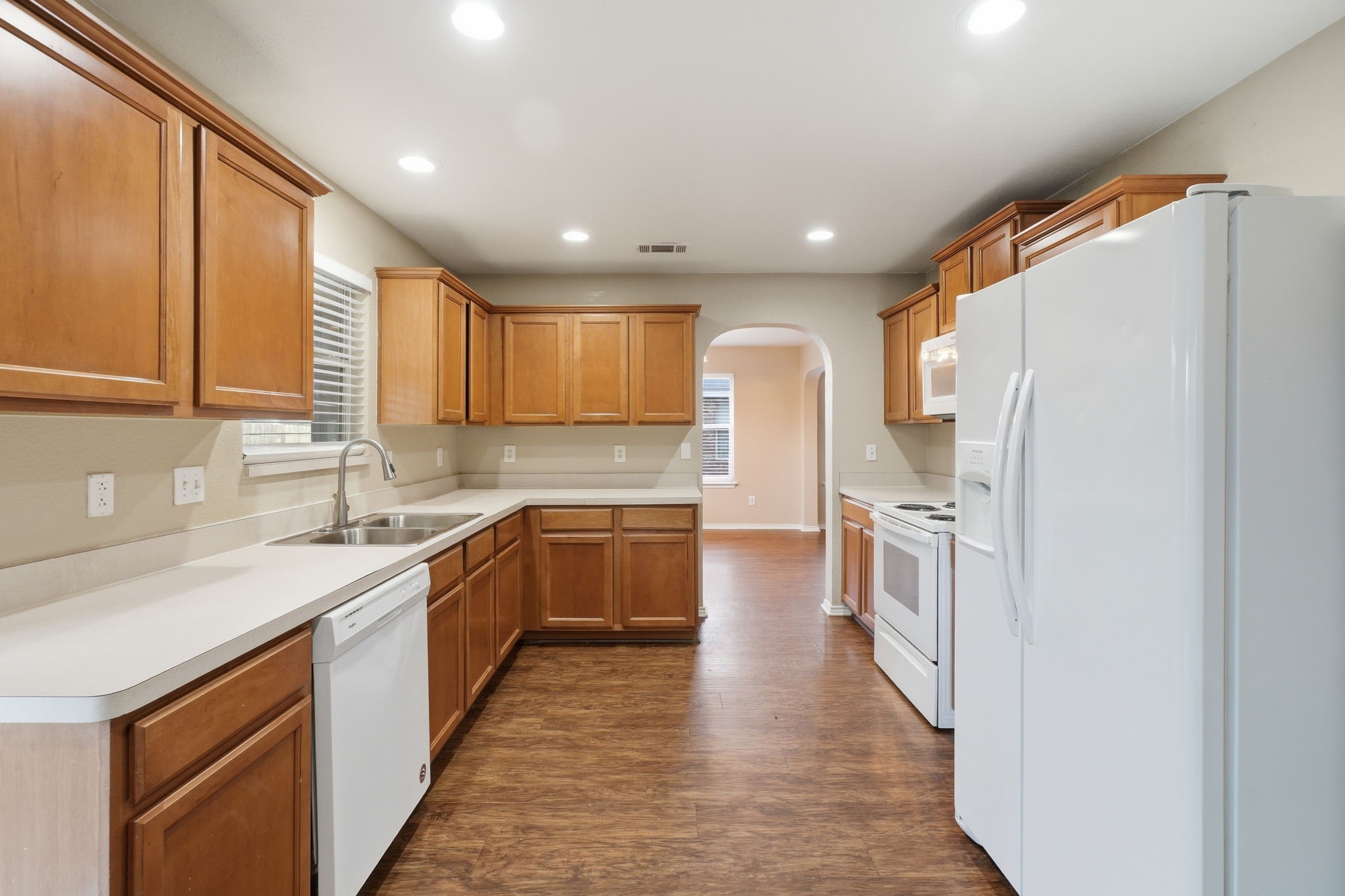 111 Maned Drive Sanger TX 76266