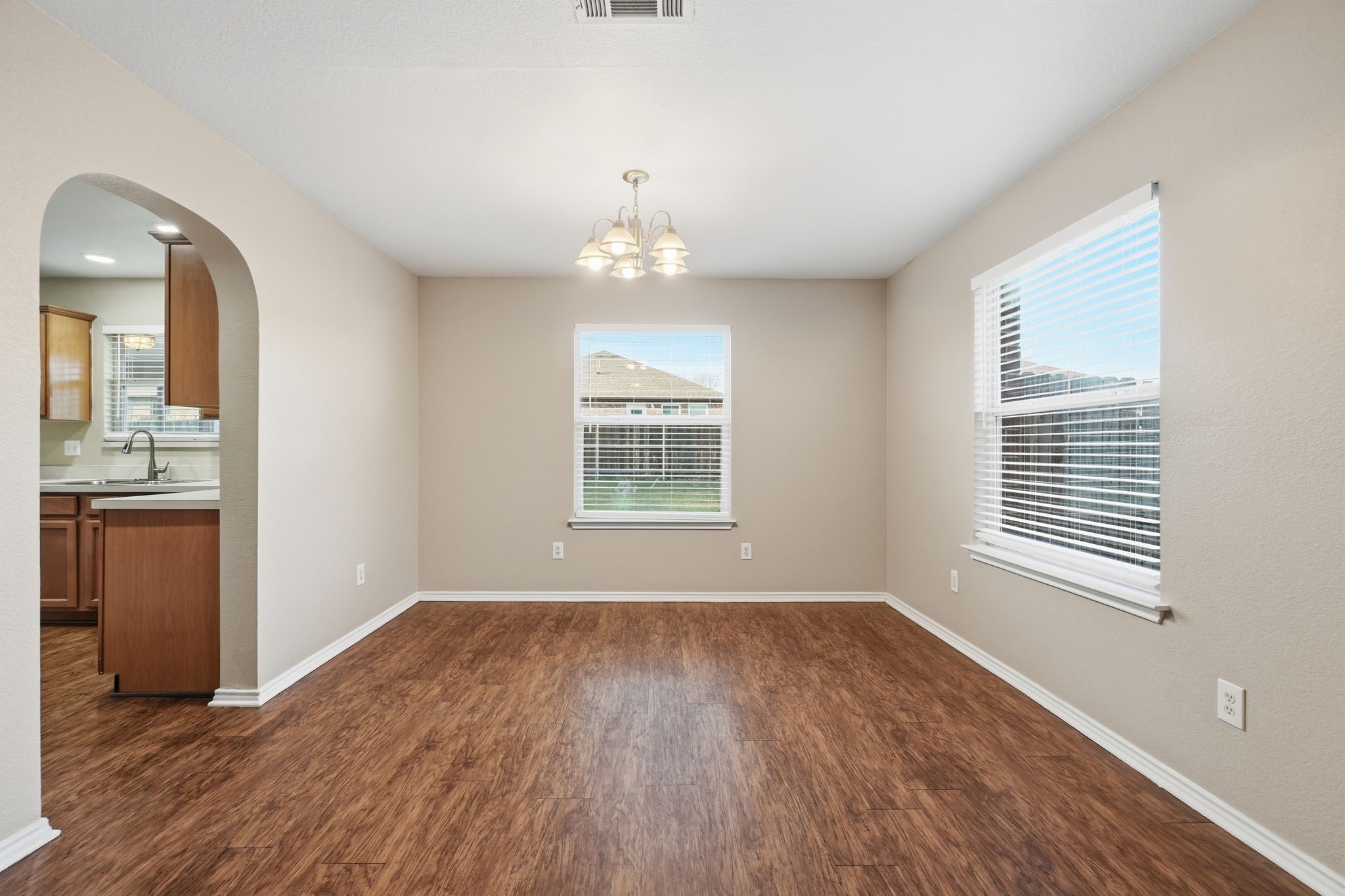 111 Maned Drive Sanger TX 76266