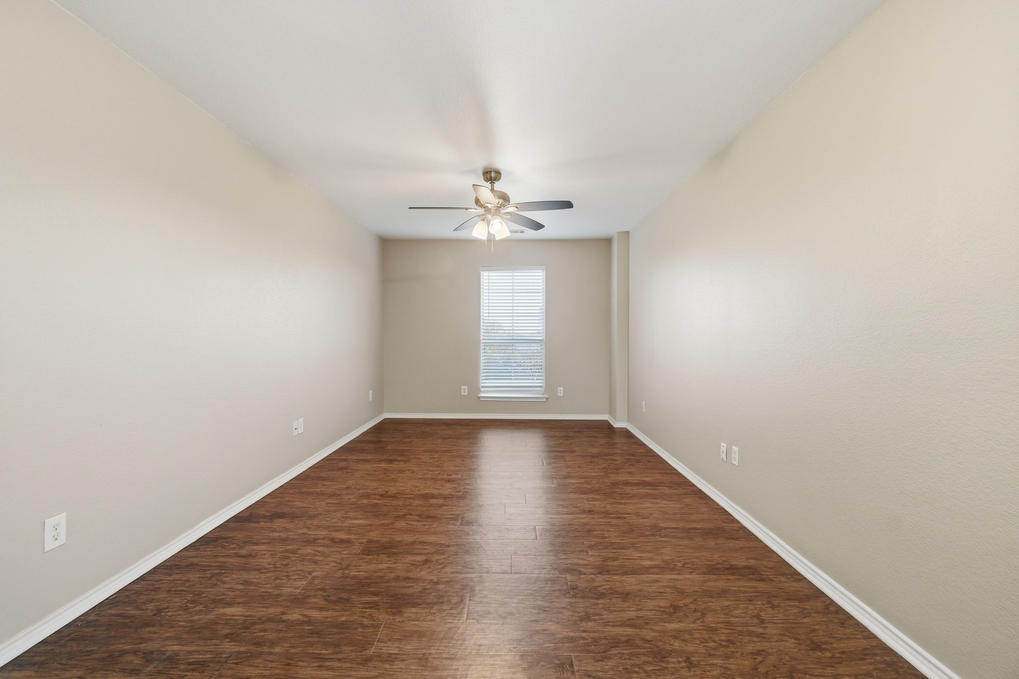 111 Maned Drive Sanger TX 76266