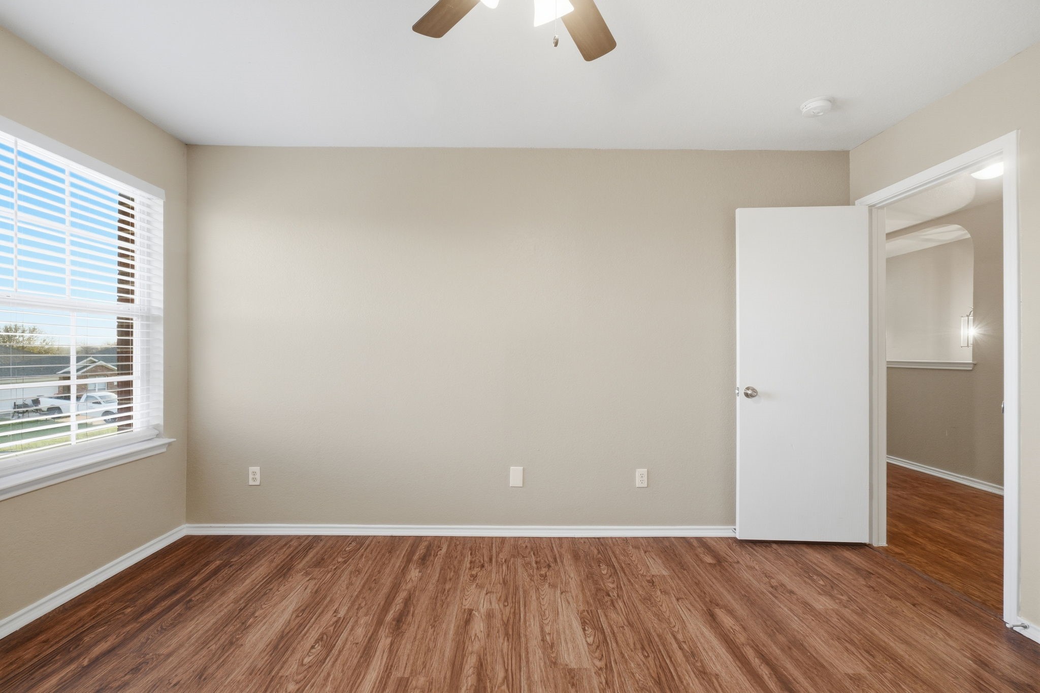111 Maned Drive Sanger TX 76266
