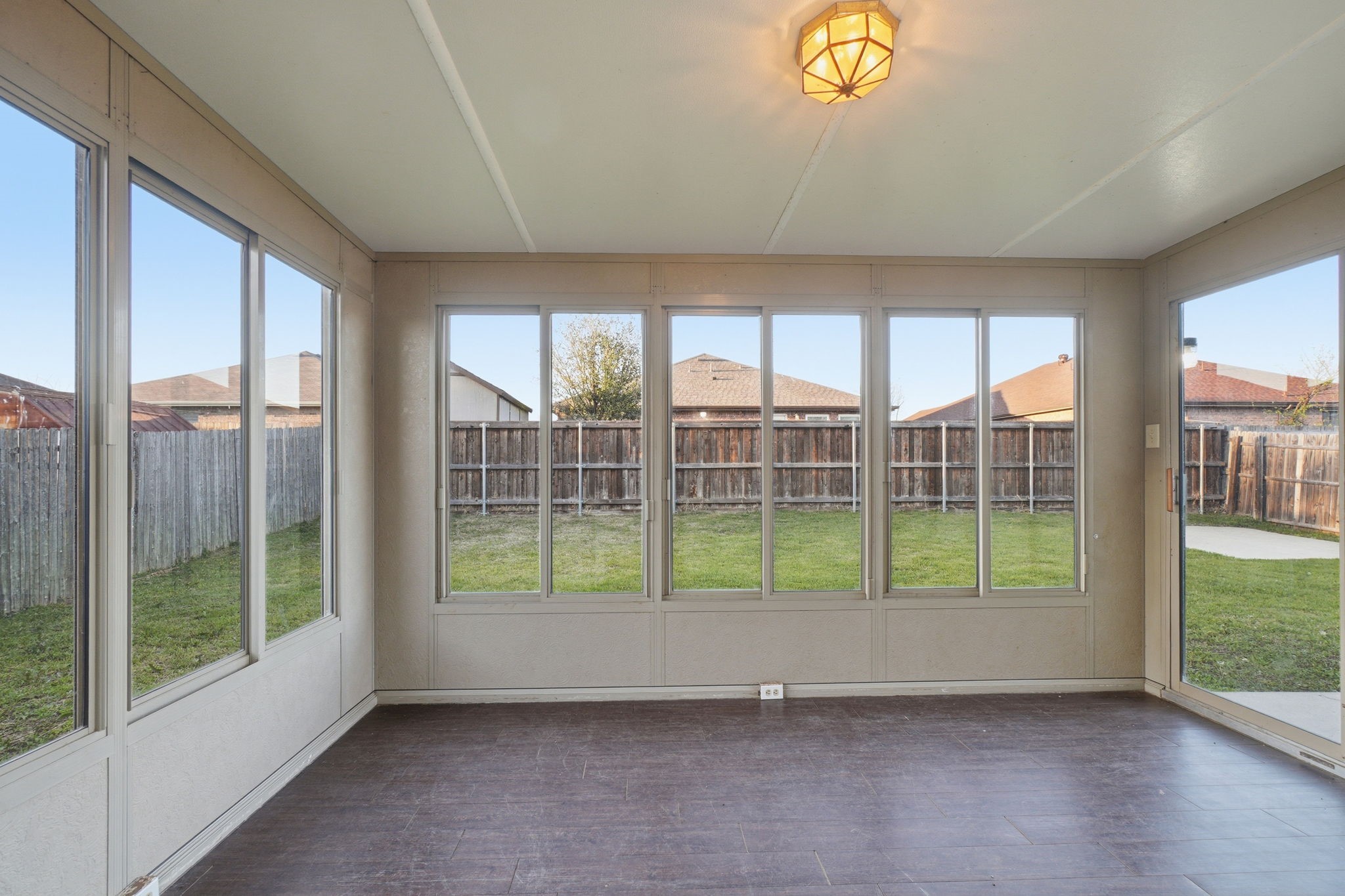 111 Maned Drive Sanger TX 76266