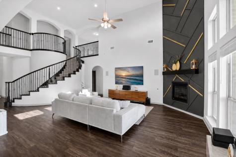 370 Cheyenne Mountain Drive Ovilla TX 75154