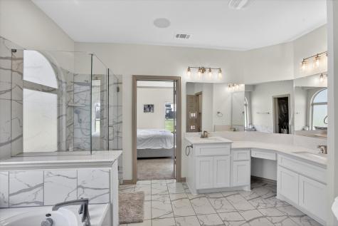 370 Cheyenne Mountain Drive Ovilla TX 75154