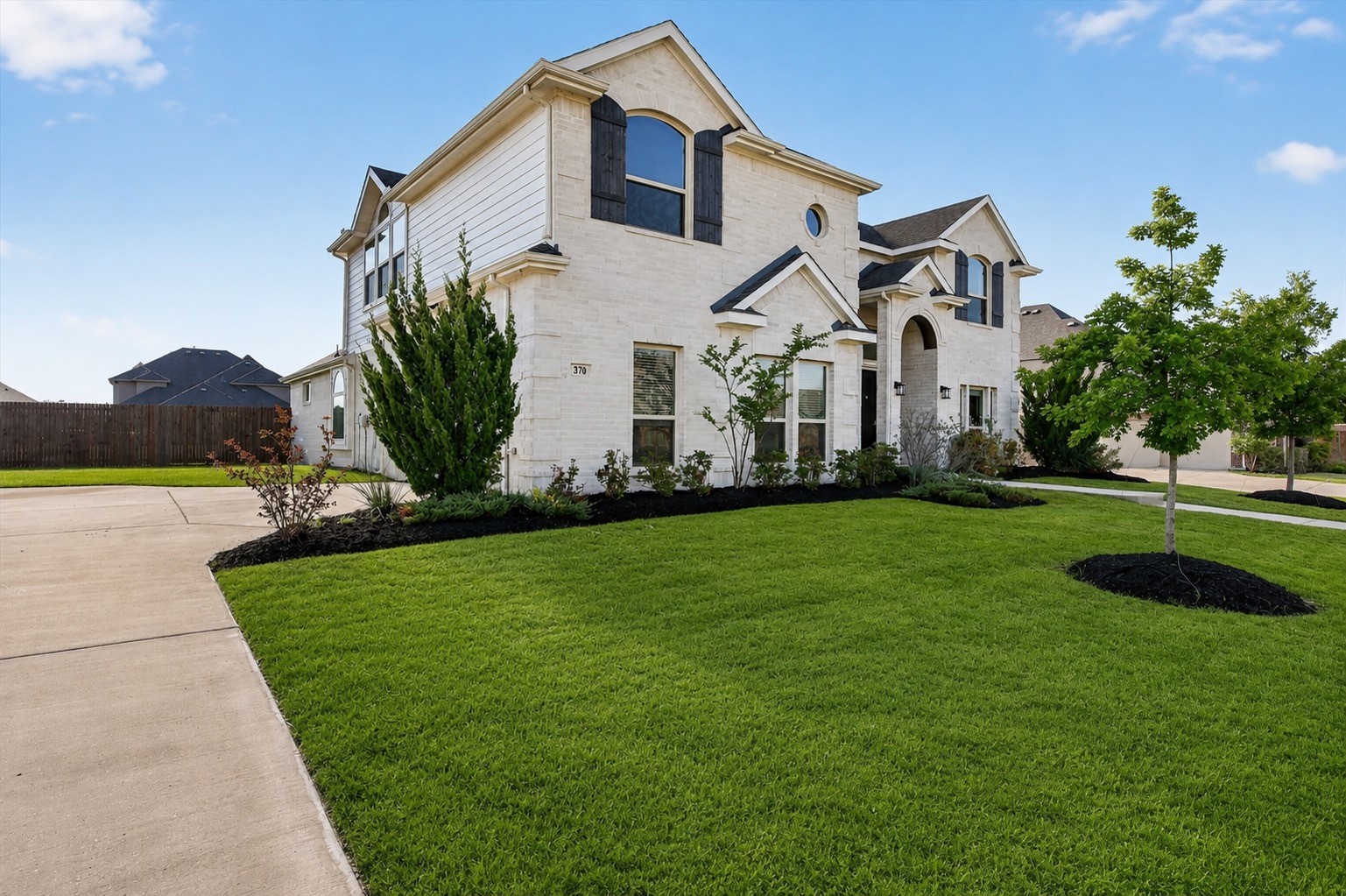 370 Cheyenne Mountain Drive Ovilla TX 75154