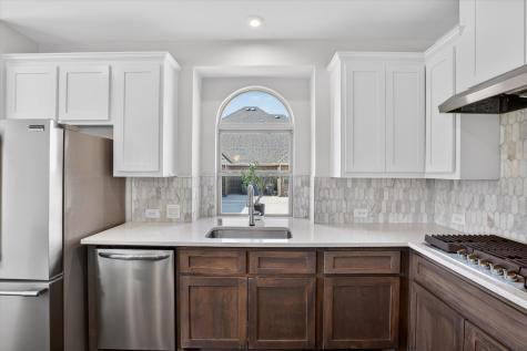 370 Cheyenne Mountain Drive Ovilla TX 75154