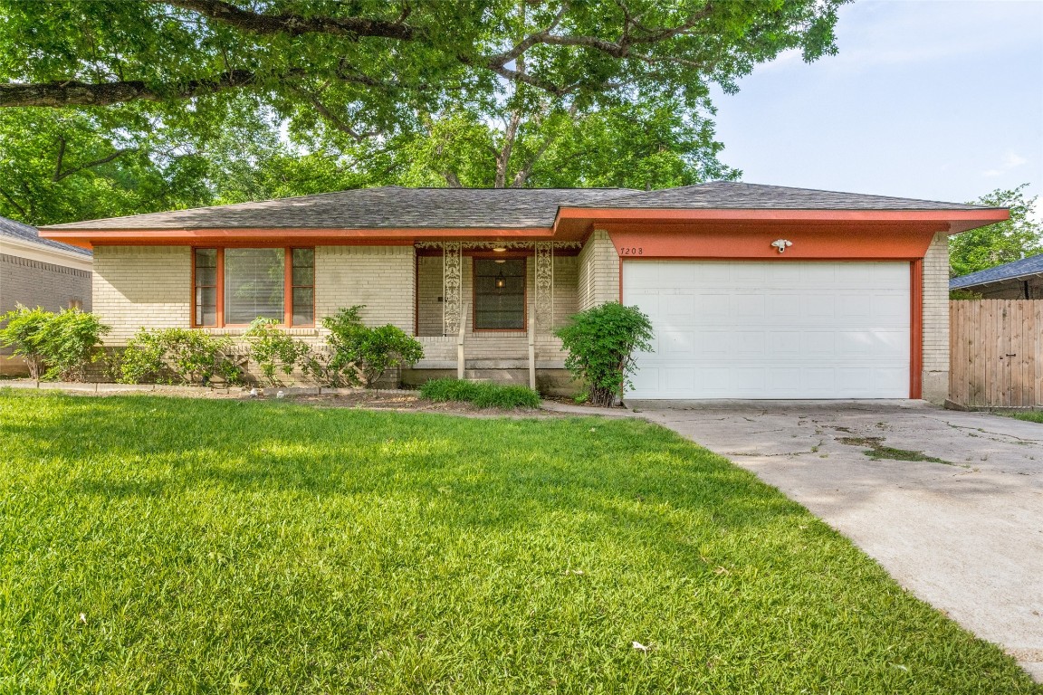 7208 Piedmont Drive Dallas TX 75227