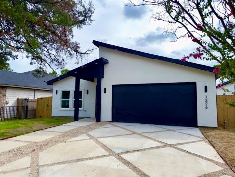 1326 Strickland Street Dallas TX 75216