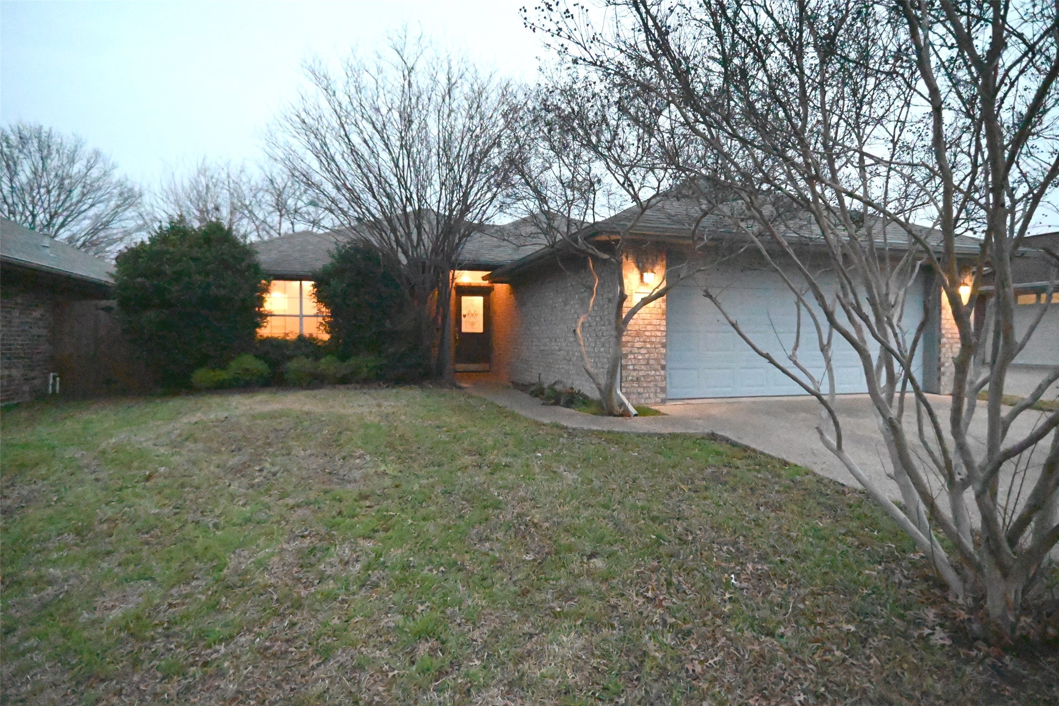 716 Azalea Trail Waxahachie TX 75165