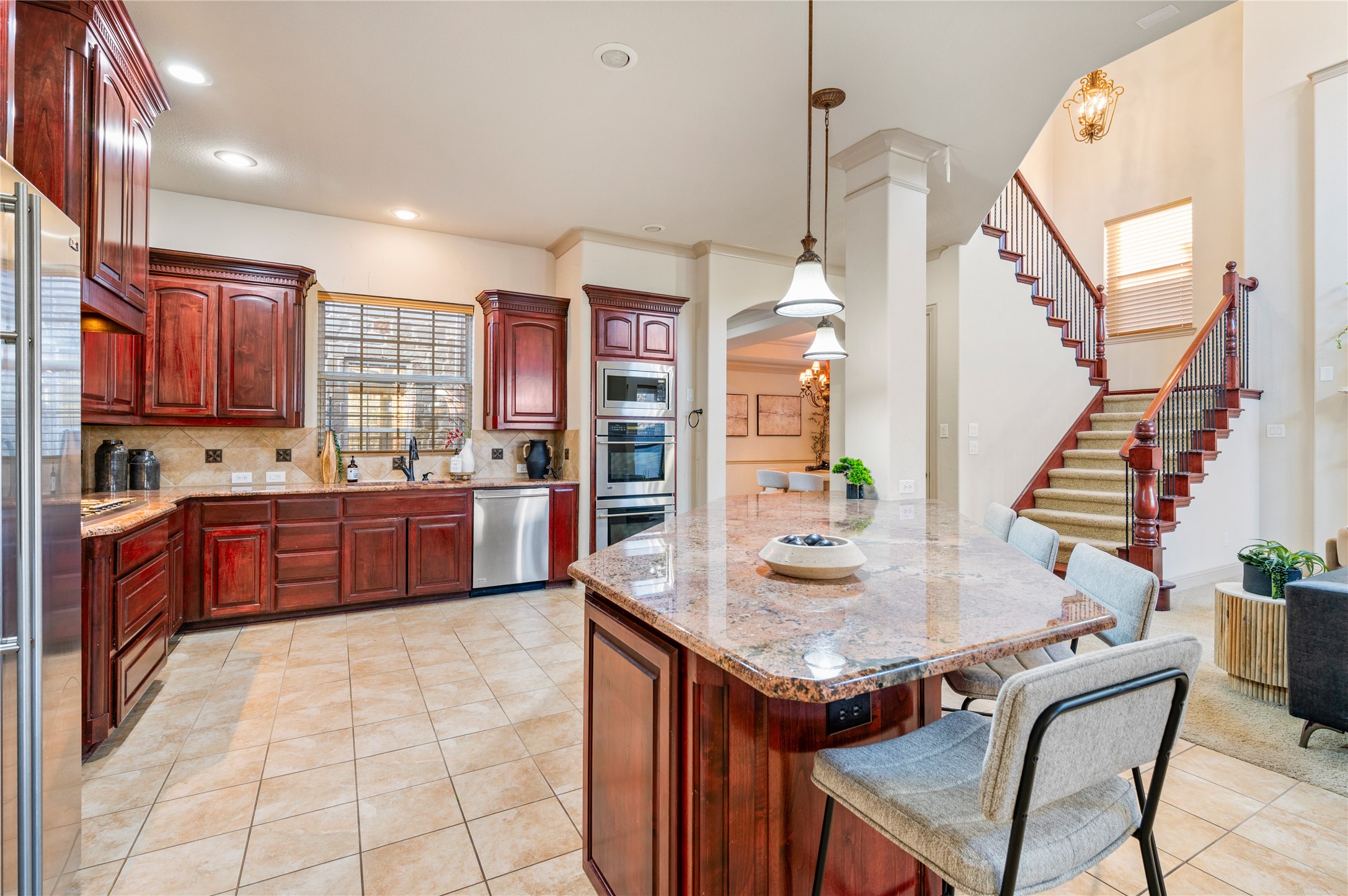 1010 Lost Valley Drive Euless TX 76039