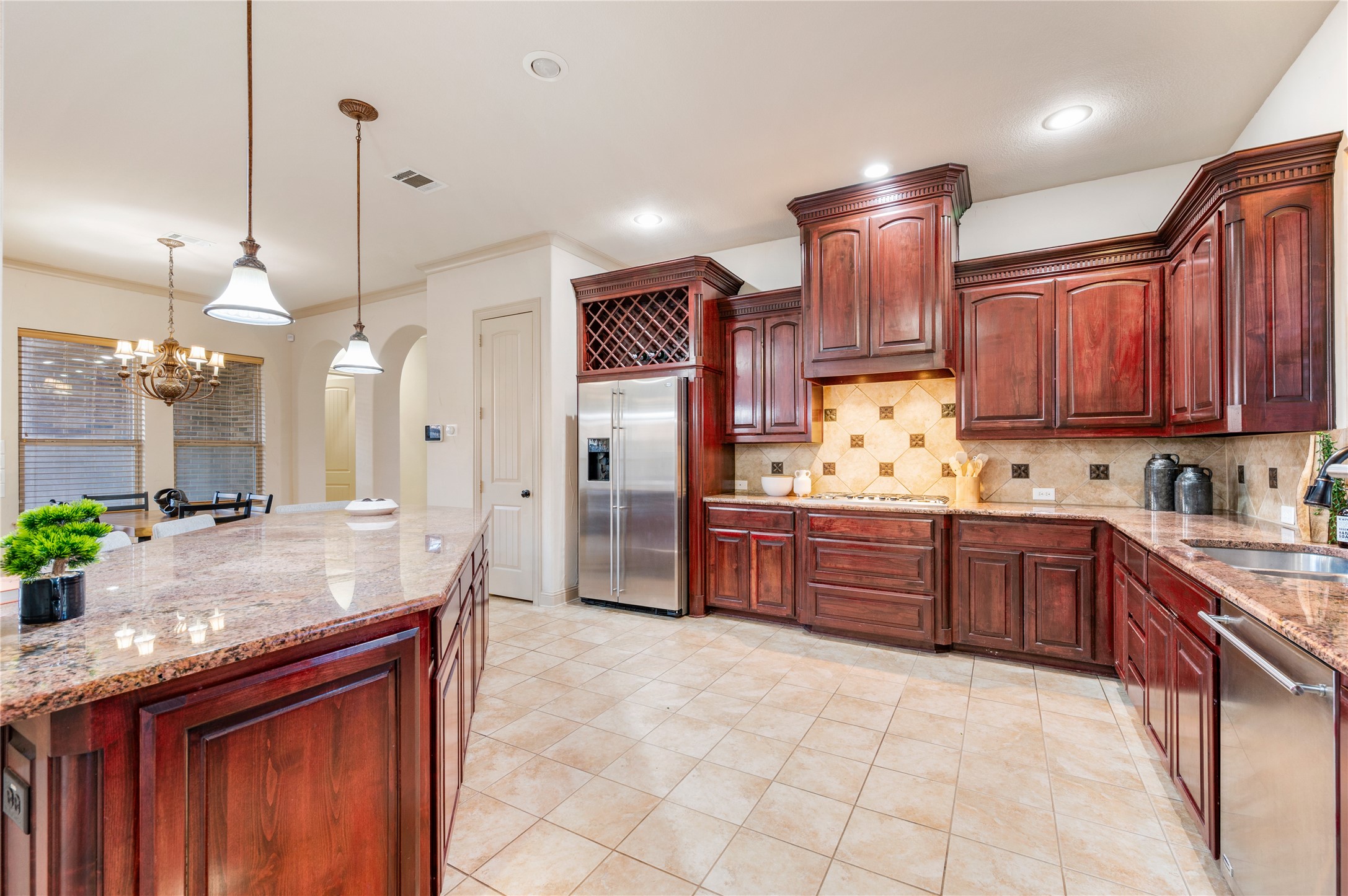 1010 Lost Valley Drive Euless TX 76039