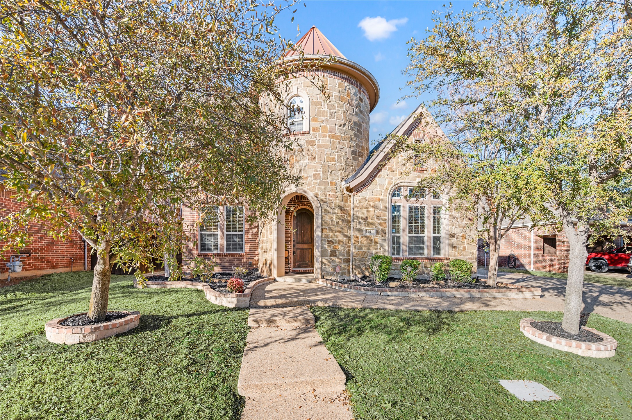 1010 Lost Valley Drive Euless TX 76039