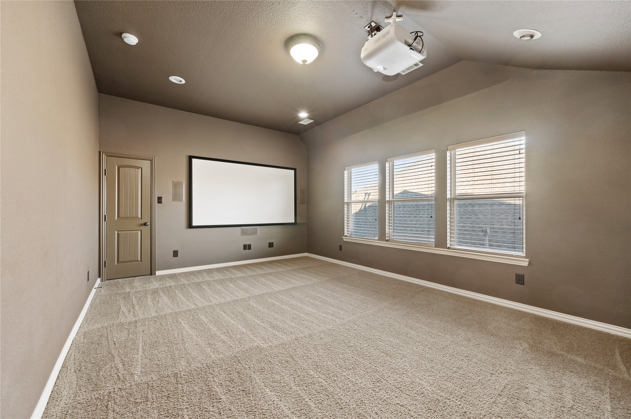 1010 Lost Valley Drive Euless TX 76039