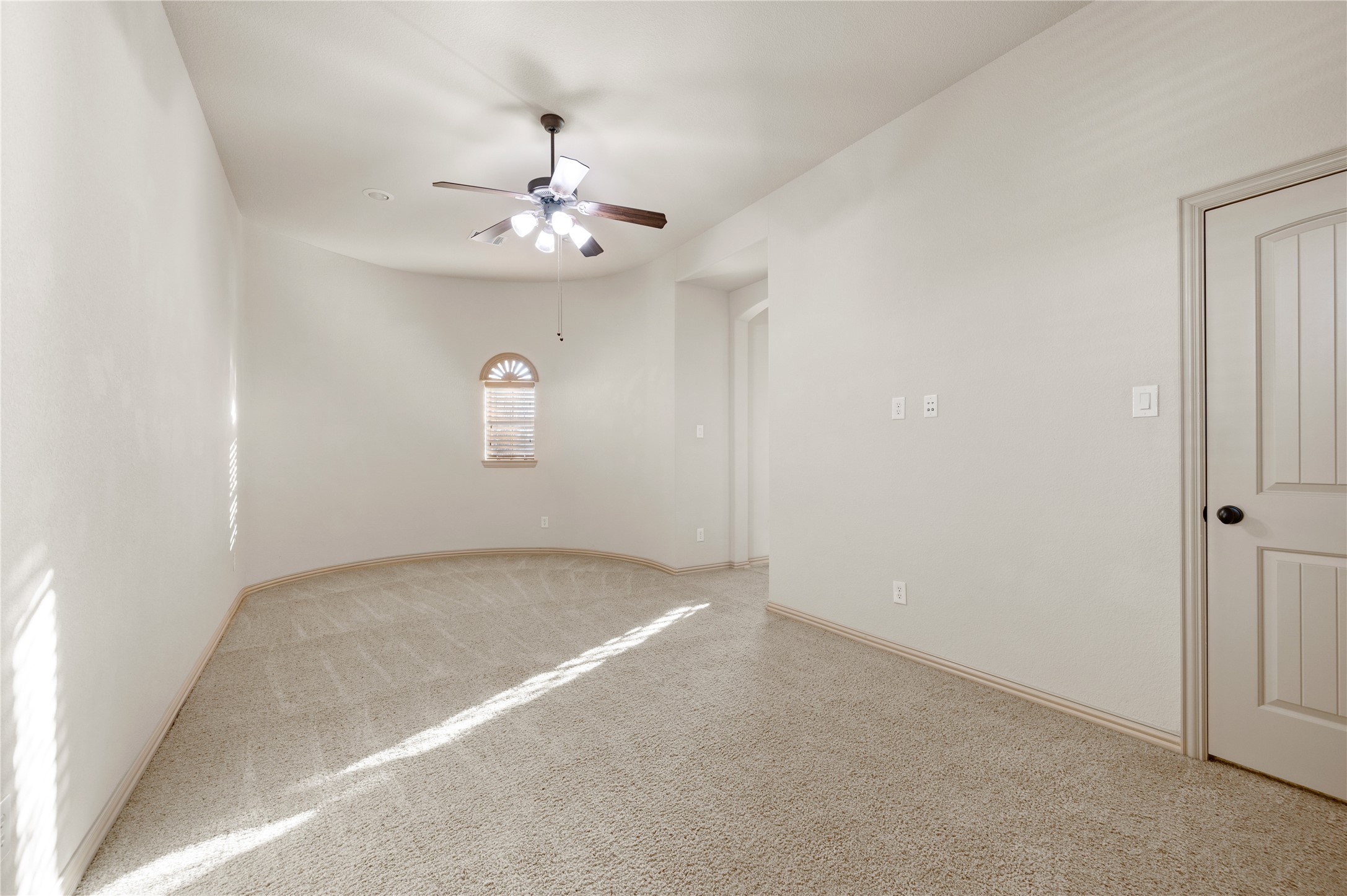 1010 Lost Valley Drive Euless TX 76039