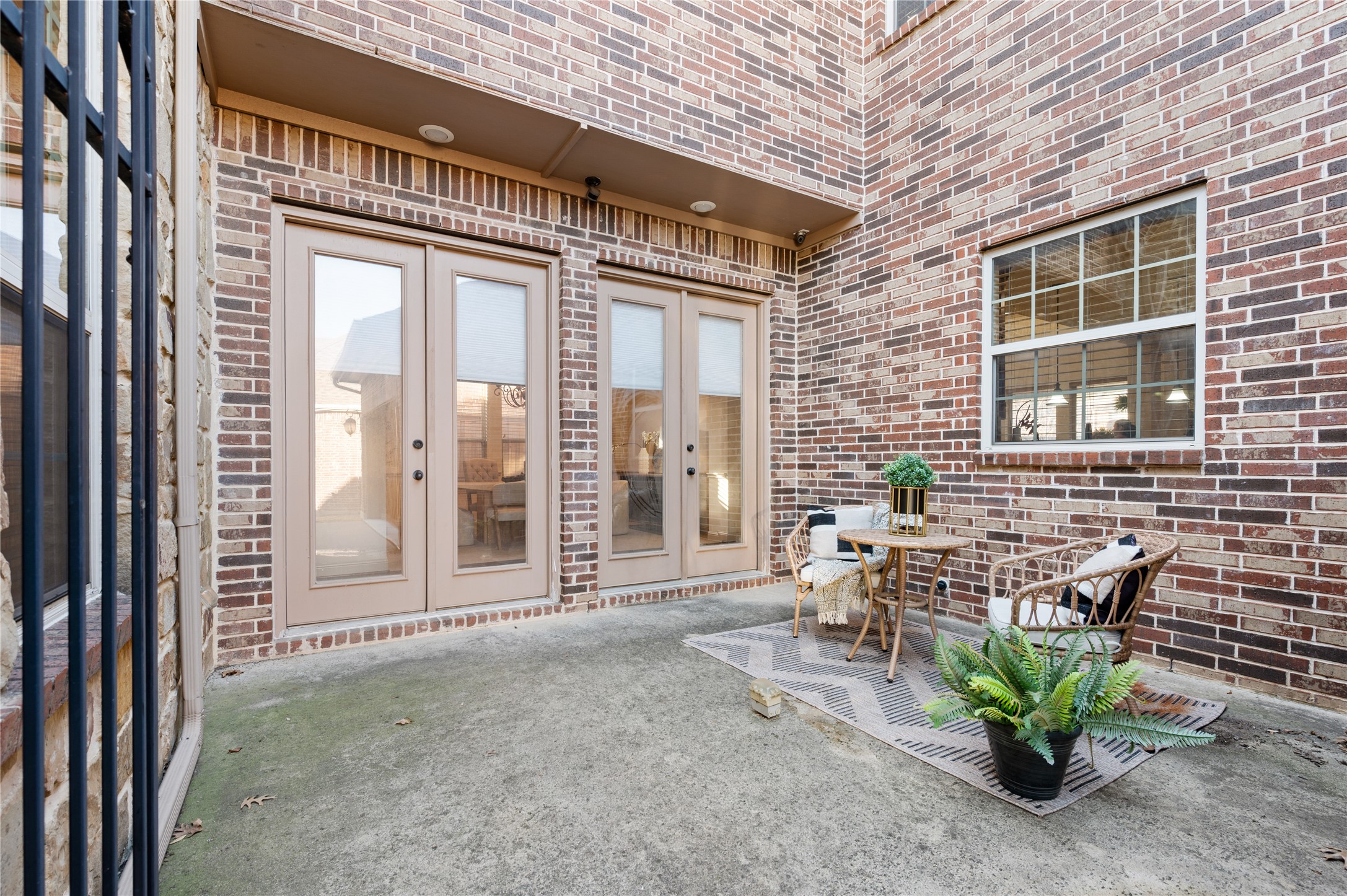 1010 Lost Valley Drive Euless TX 76039