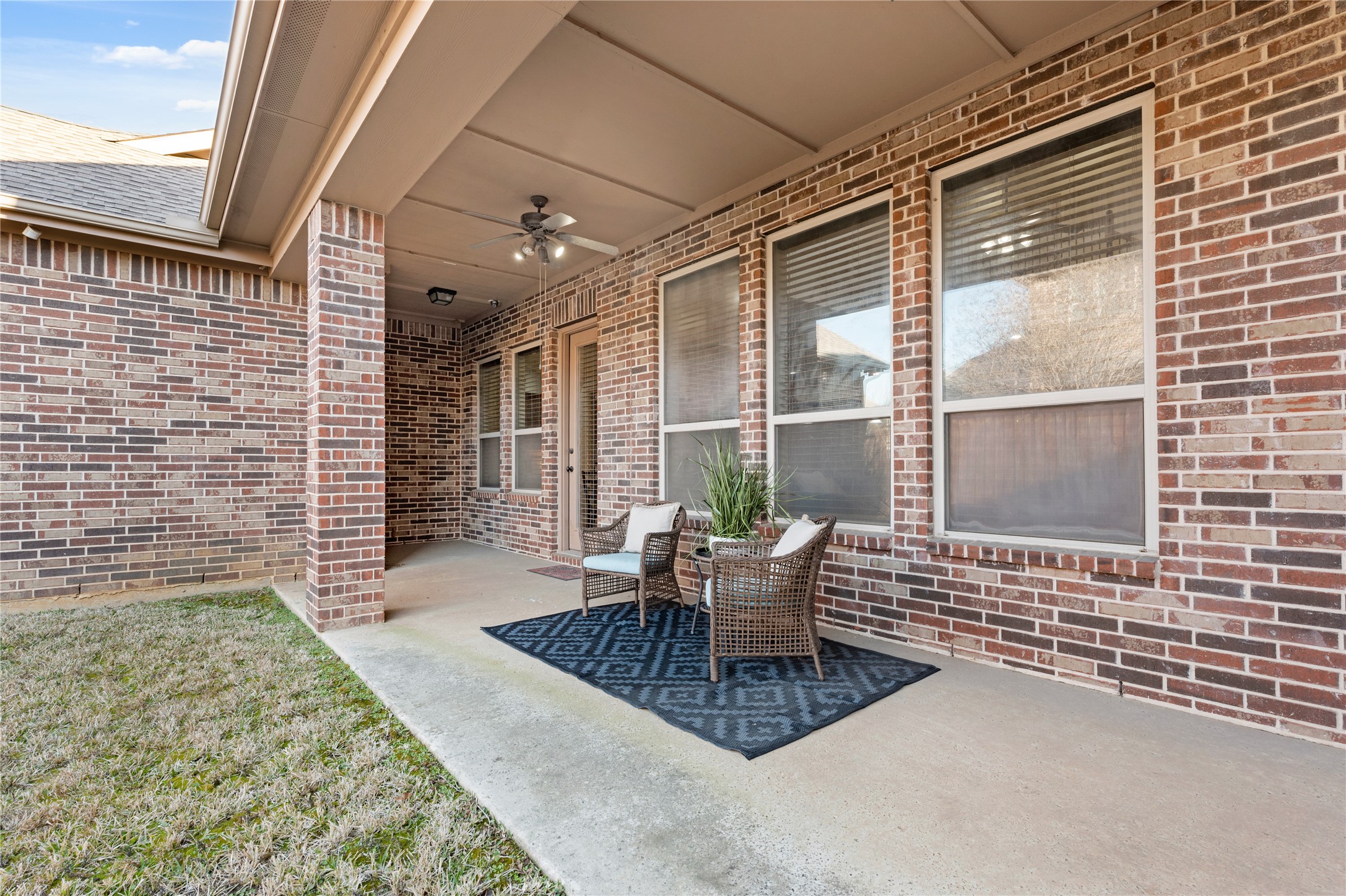 1010 Lost Valley Drive Euless TX 76039
