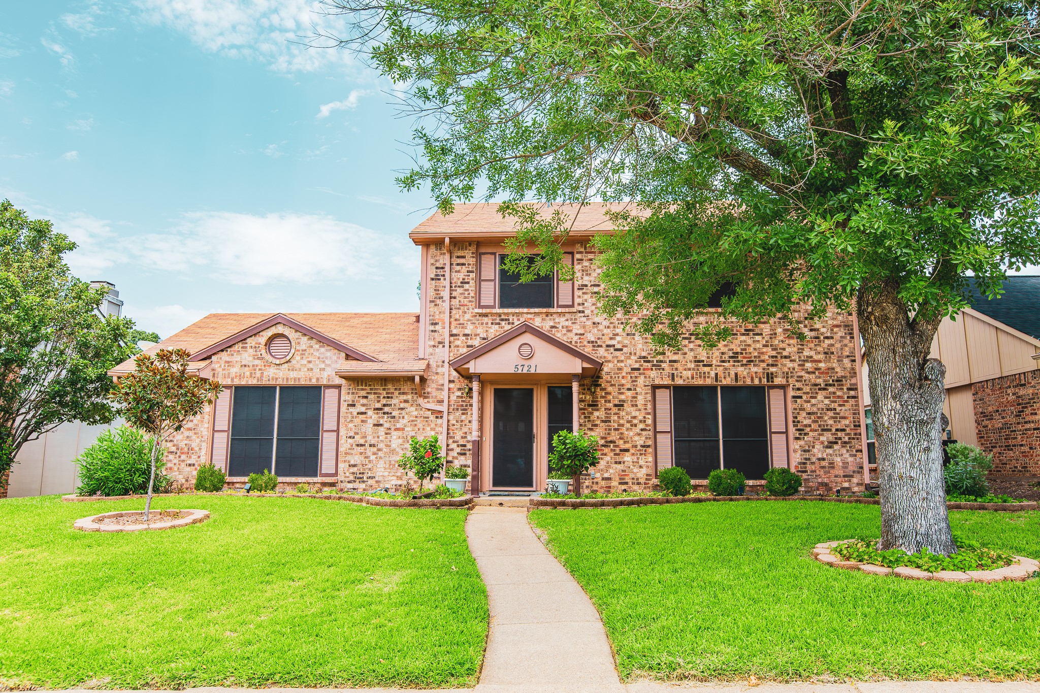 5721 Diana Drive Garland TX 75043