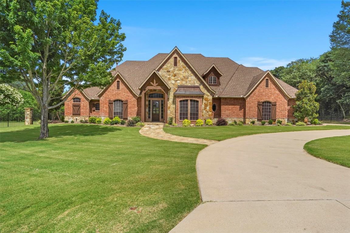 6241 Toscana Circle Fort Worth TX 76140