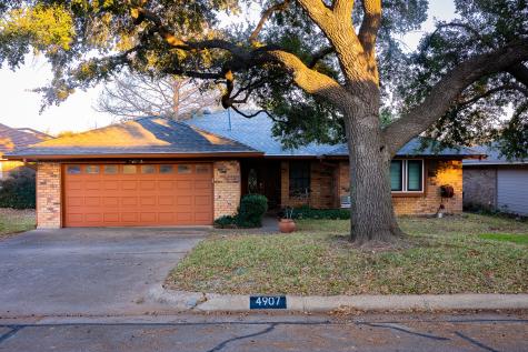 4907 Millsprings Court Arlington TX 76017