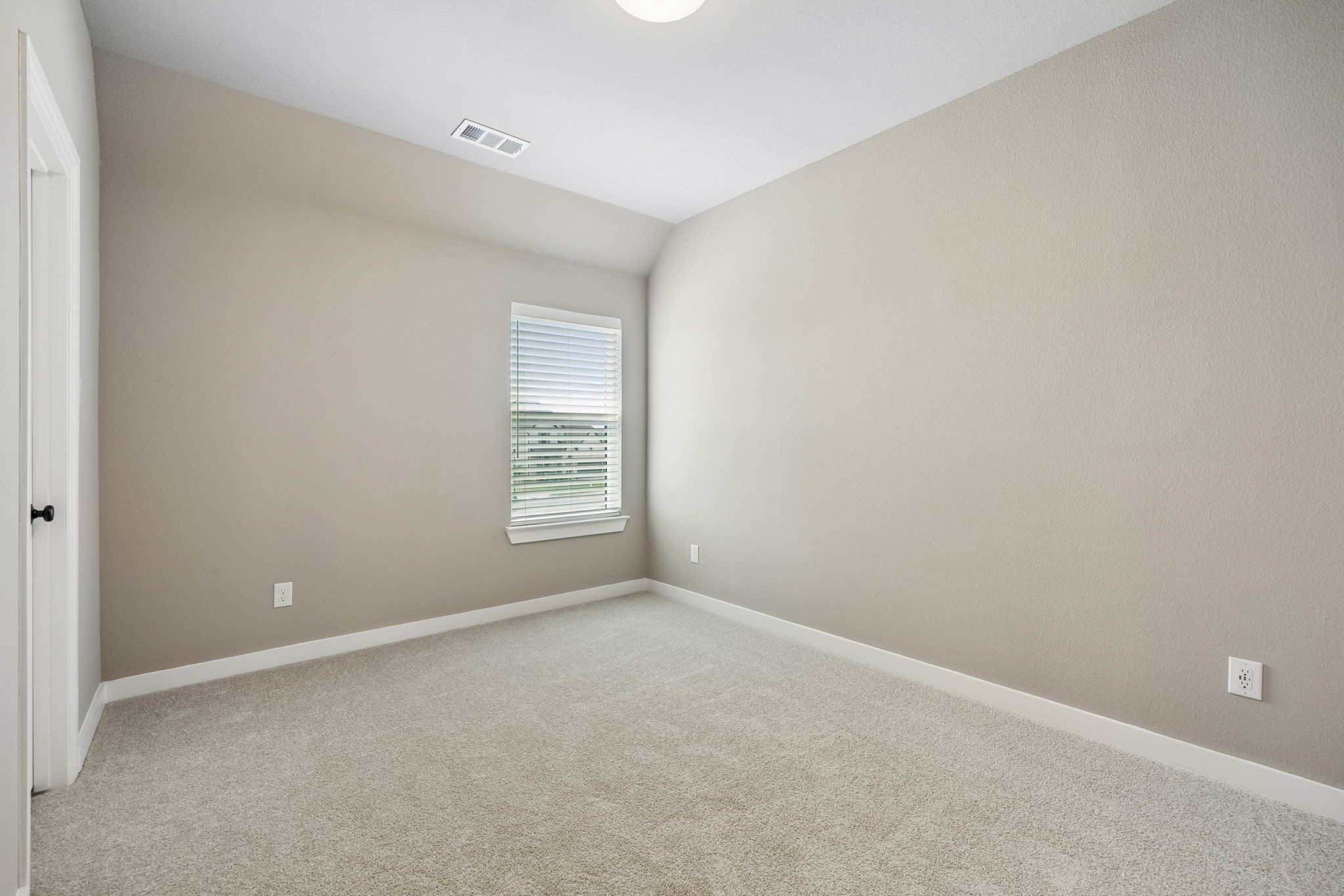 1633 Buscot Lane Fort Worth TX 76052