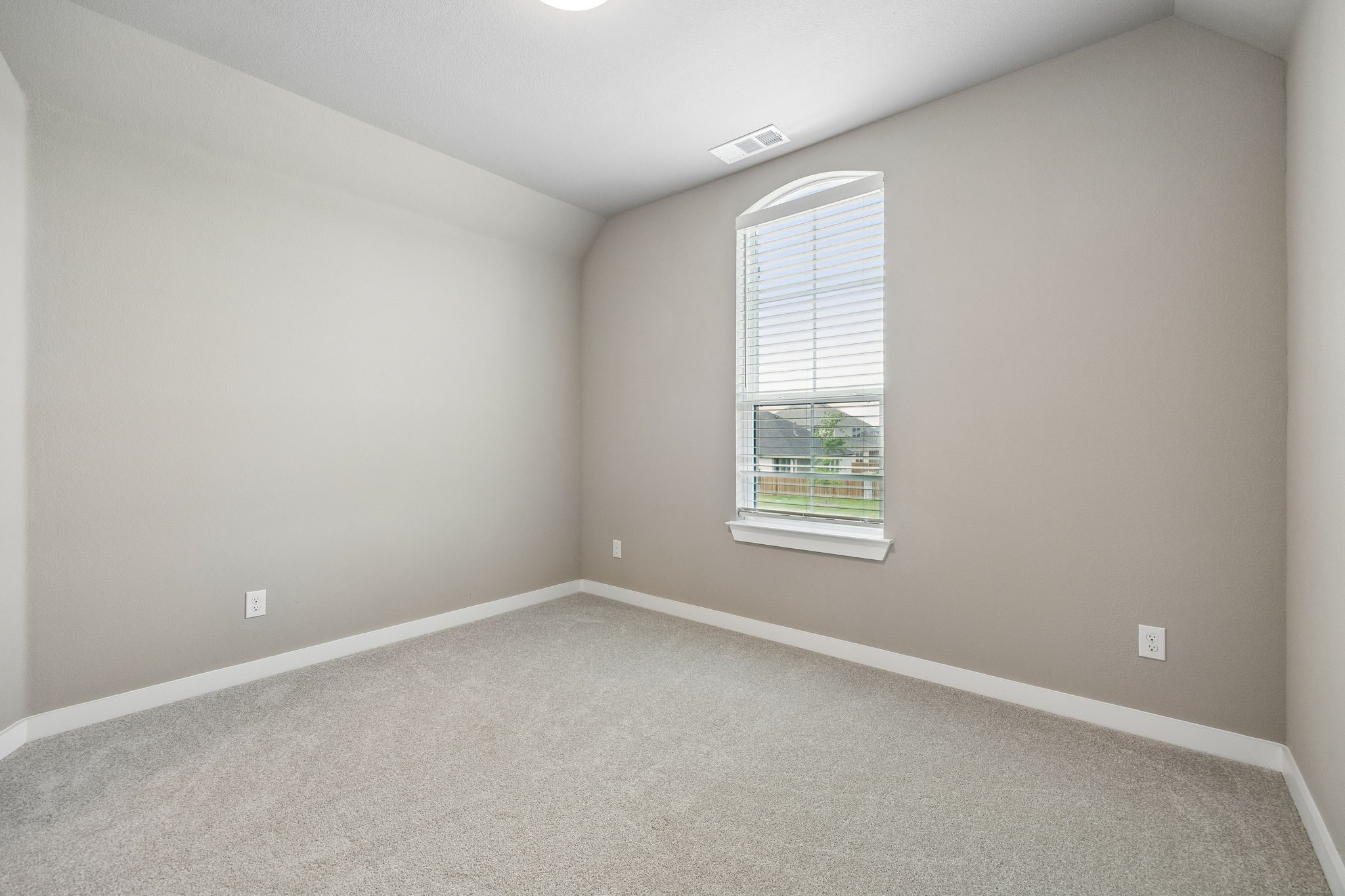 1633 Buscot Lane Fort Worth TX 76052