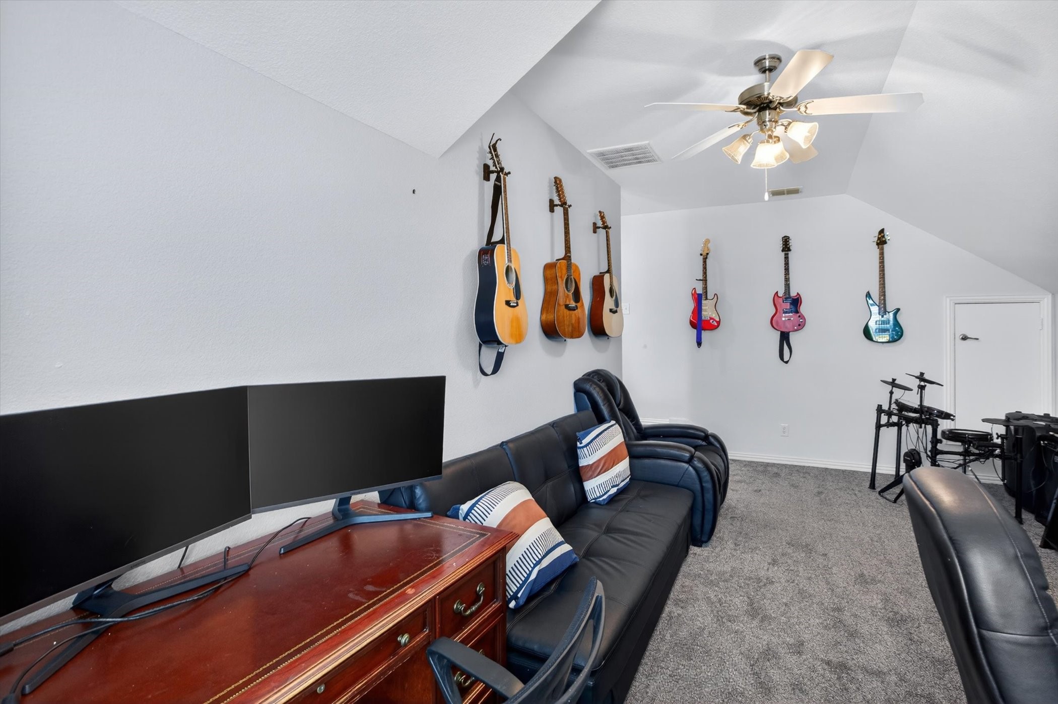 702 Cross Meadow Boulevard Mansfield TX 76063
