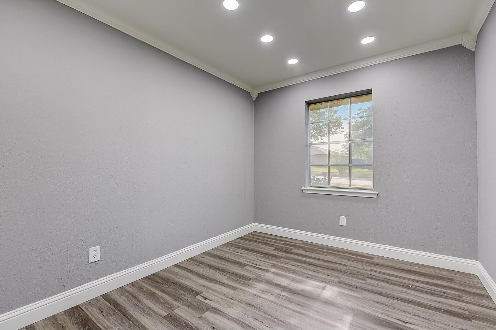 901 Lancaster Park Drive Lancaster TX 75146