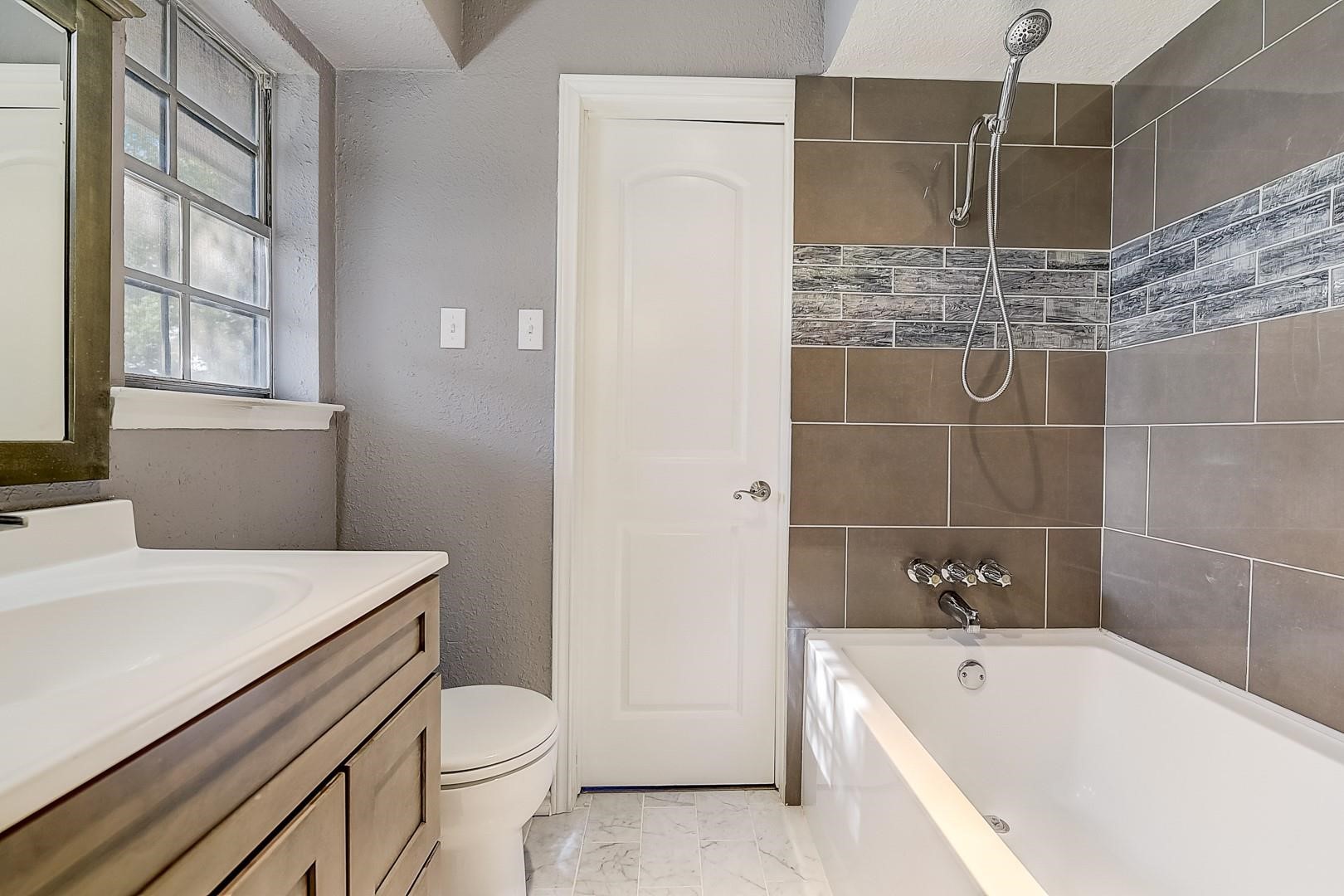 901 Lancaster Park Drive Lancaster TX 75146