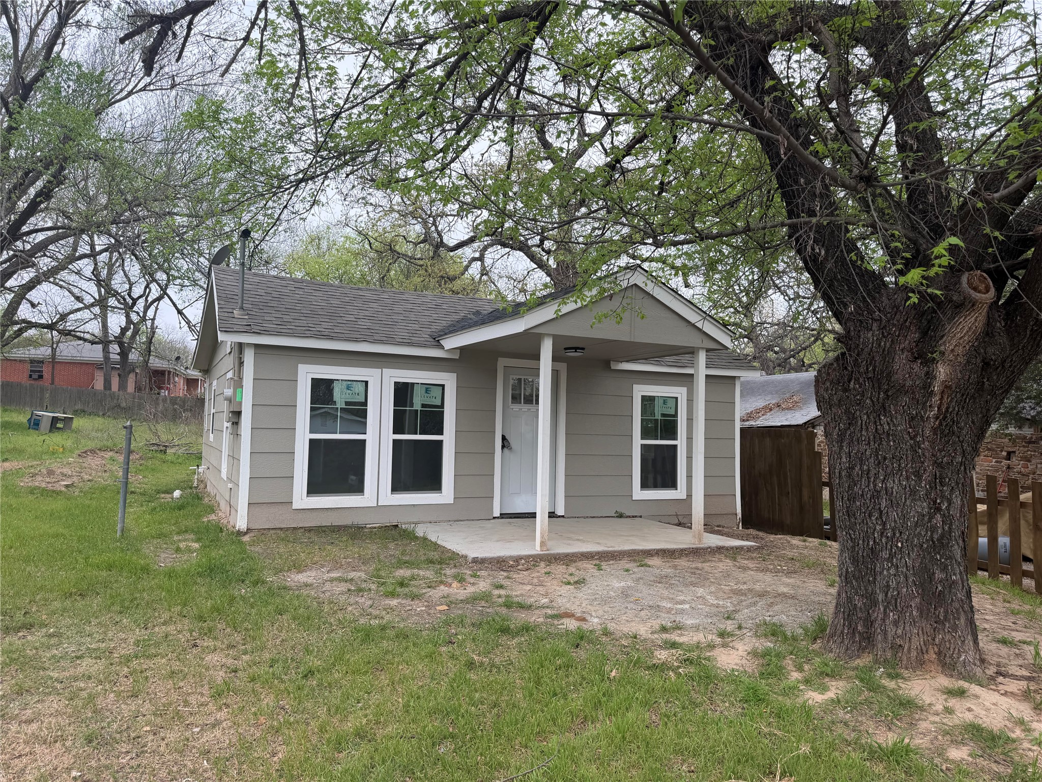 613 Bryan Street Weatherford TX 76086
