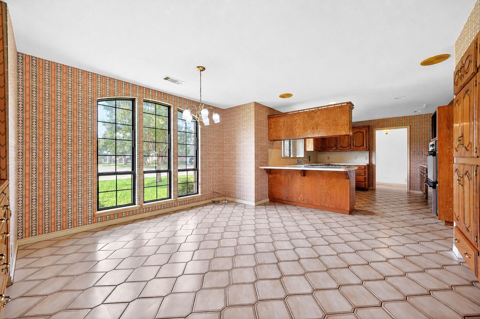 108 Heatherstone Circle Kaufman TX 75142