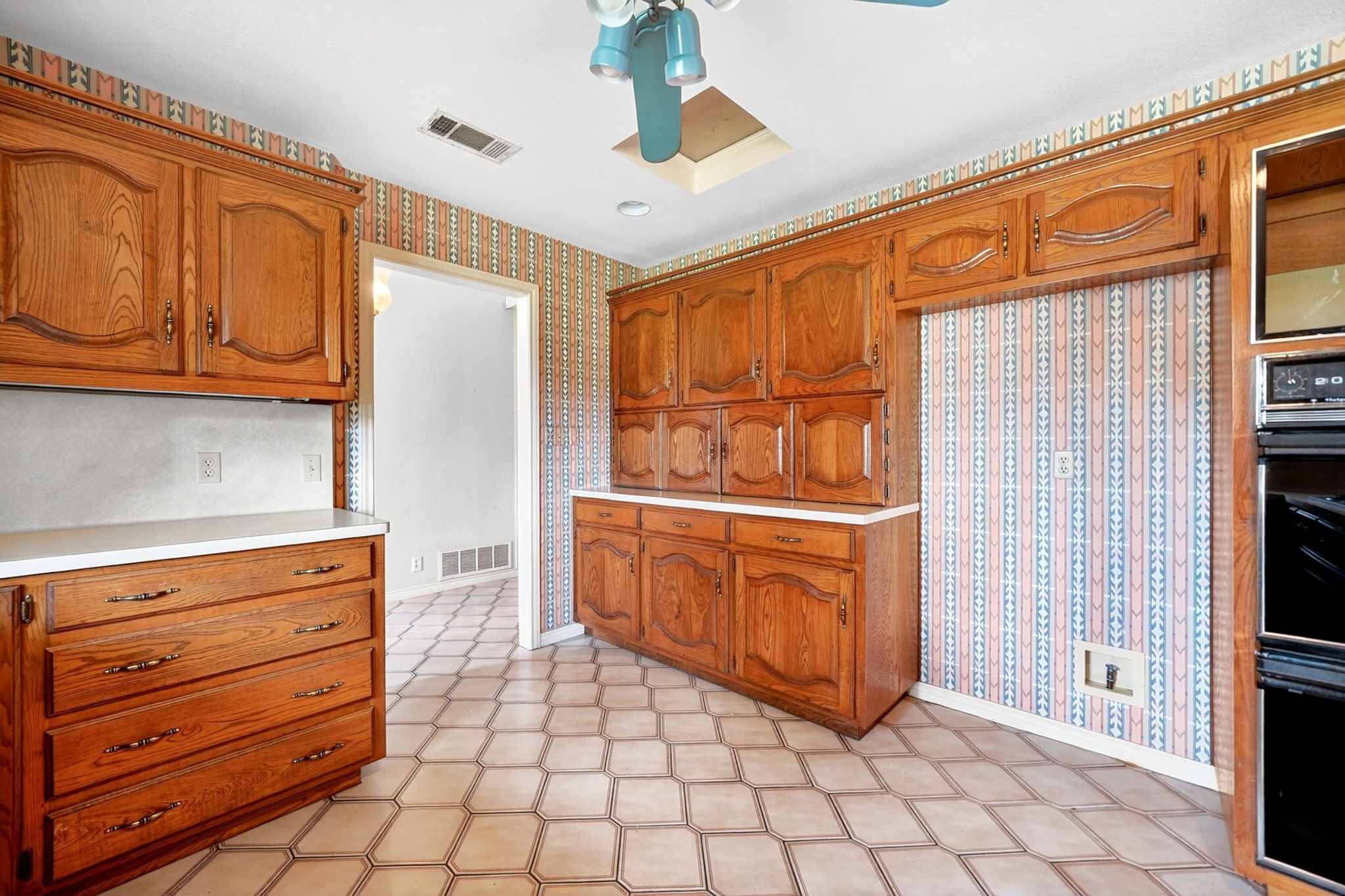 108 Heatherstone Circle Kaufman TX 75142