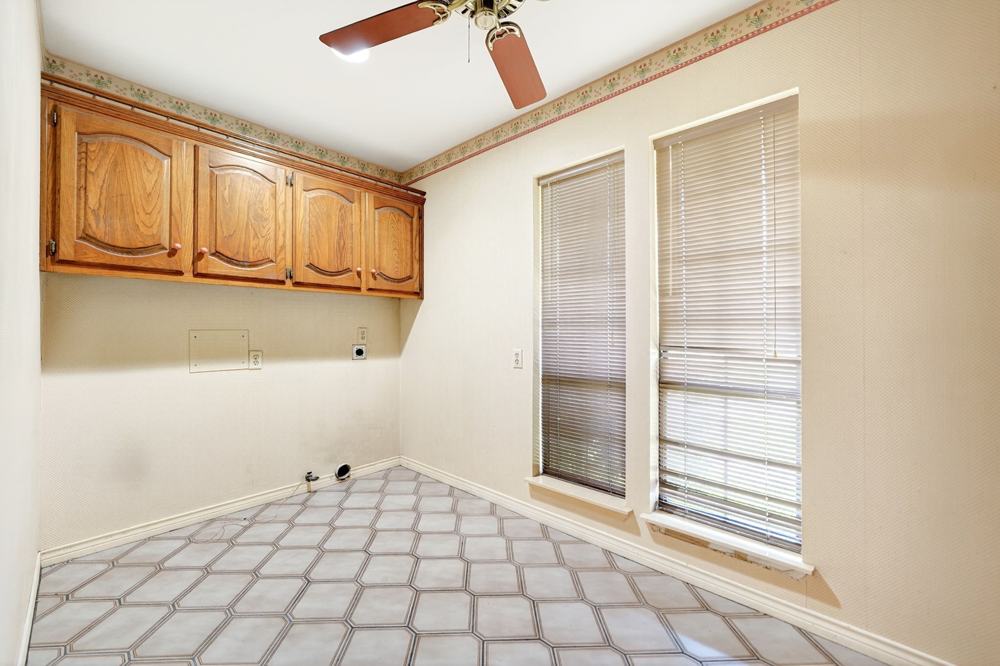 108 Heatherstone Circle Kaufman TX 75142