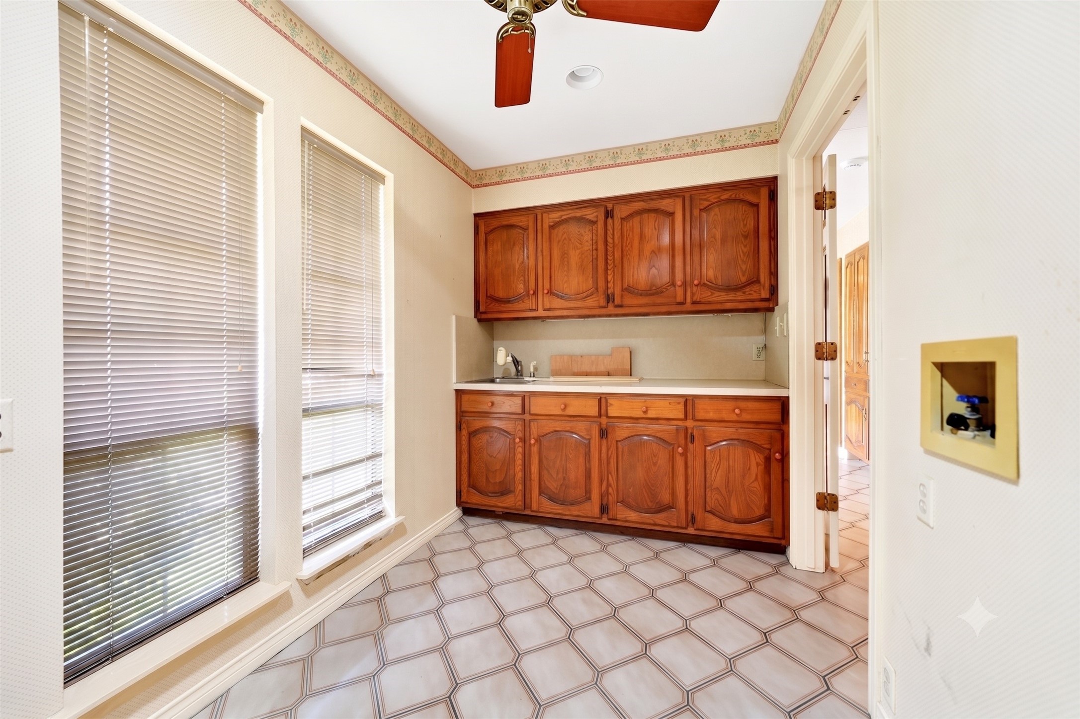 108 Heatherstone Circle Kaufman TX 75142