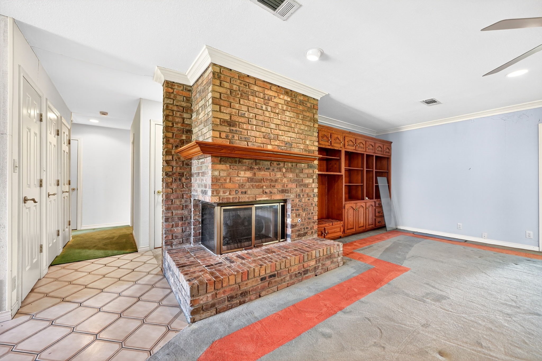 108 Heatherstone Circle Kaufman TX 75142