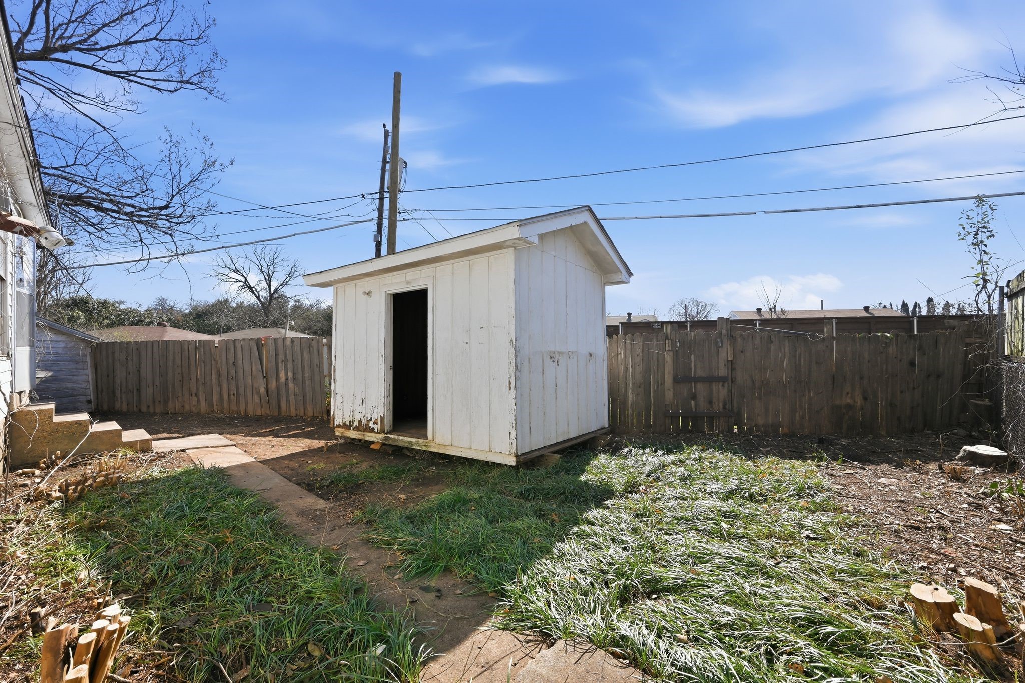 4242 Aero Drive Dallas TX 75209