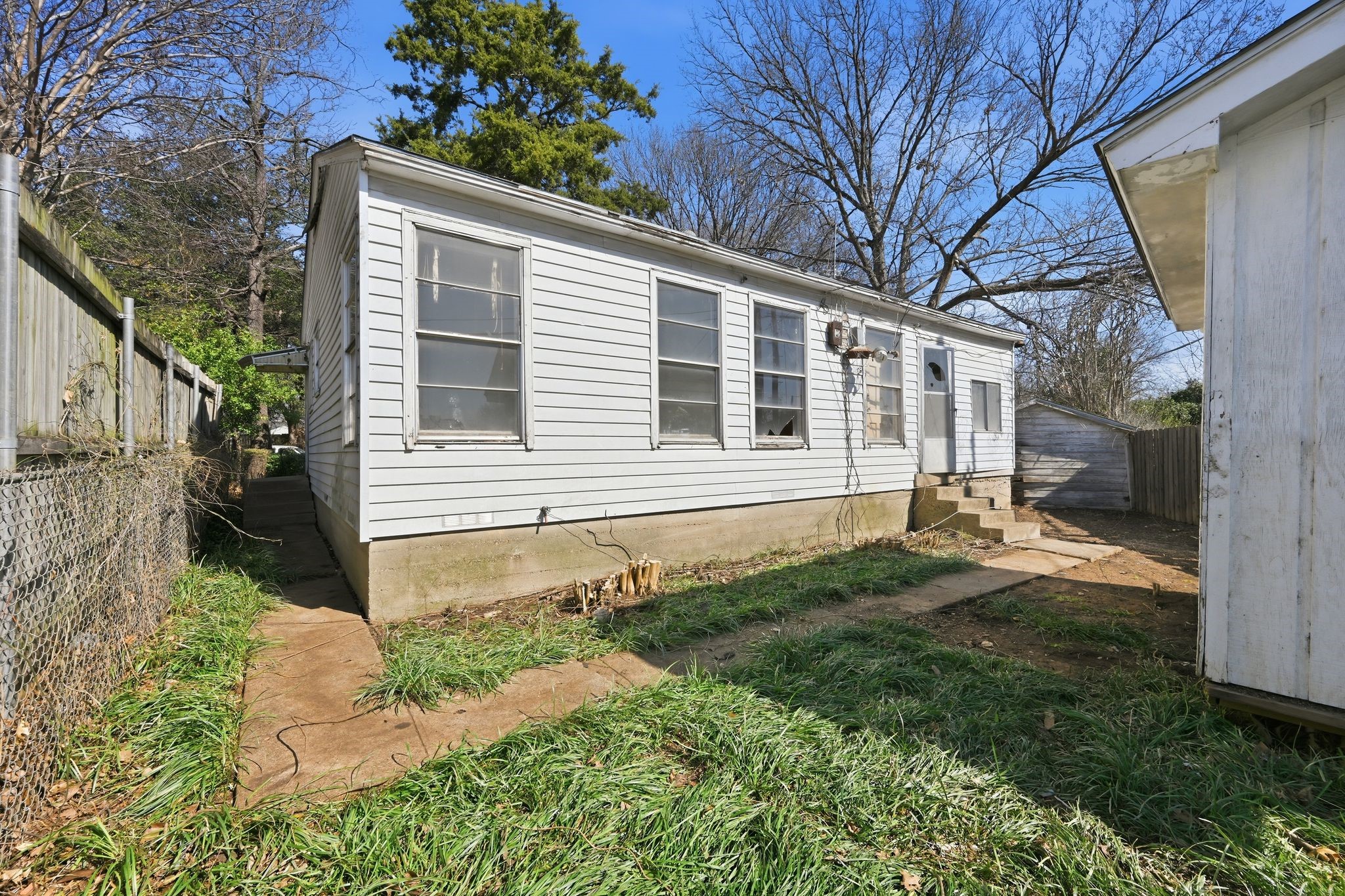 4242 Aero Drive Dallas TX 75209