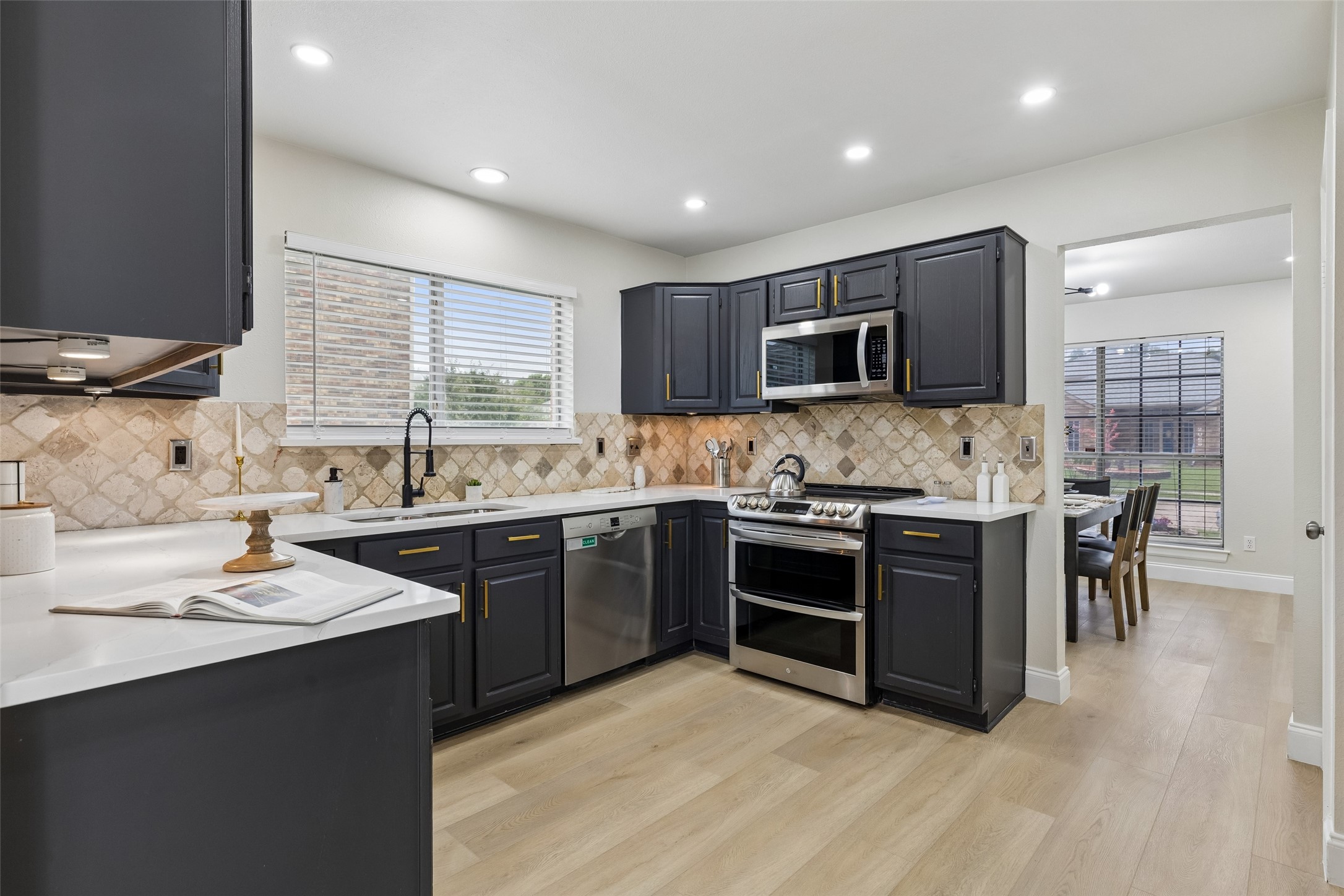 2069 Cameo Drive Lewisville TX 75067