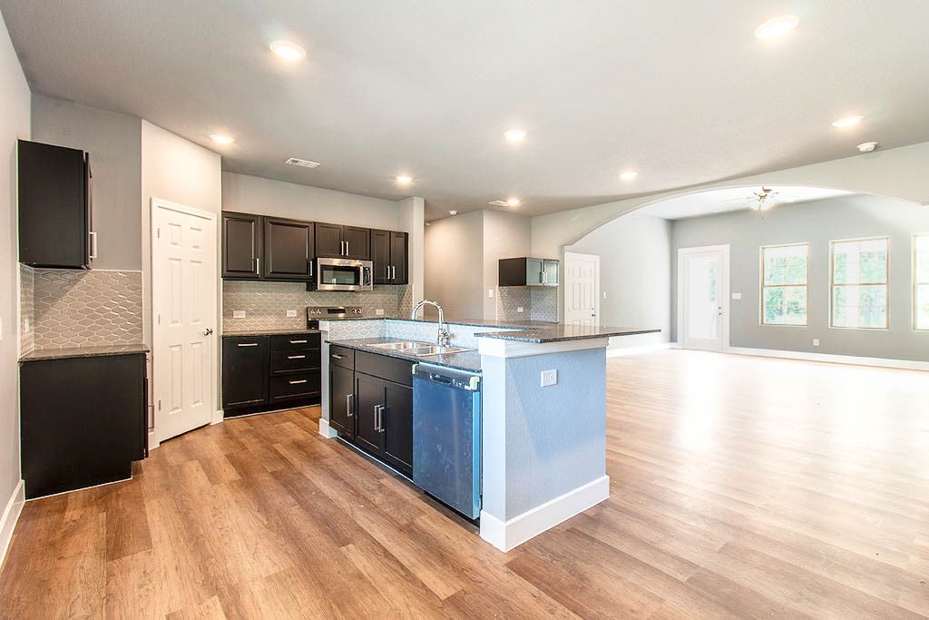 212 Navajo Trail West Tawakoni TX 75474