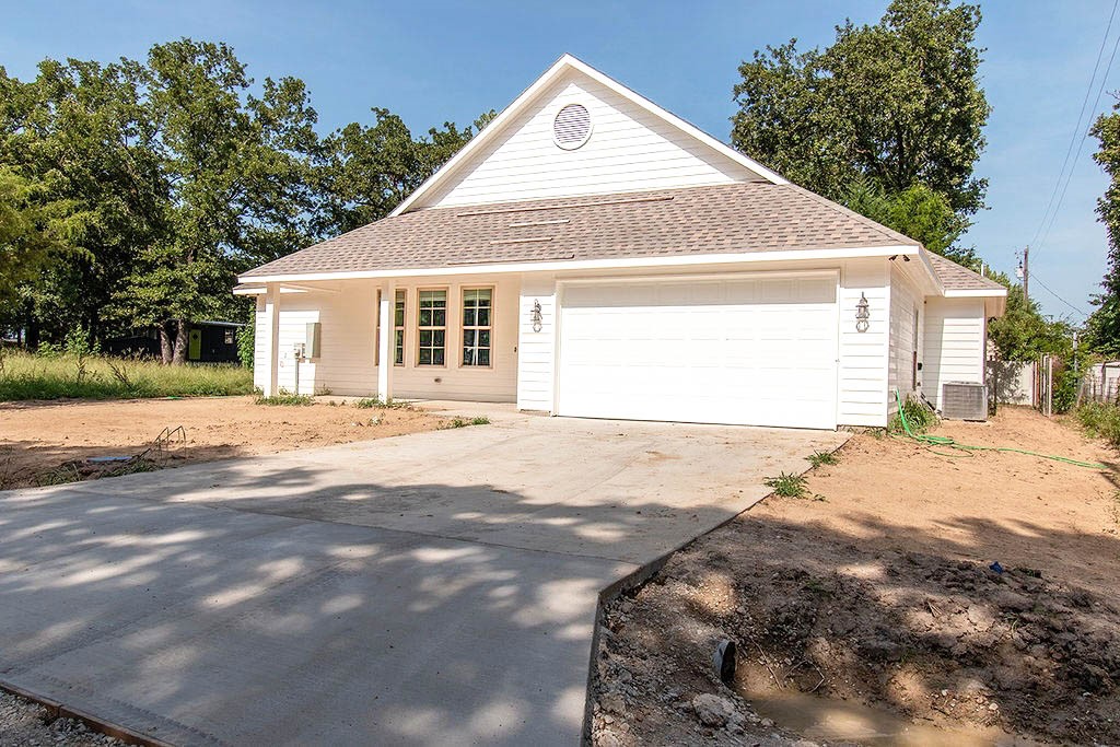 212 Navajo Trail West Tawakoni TX 75474
