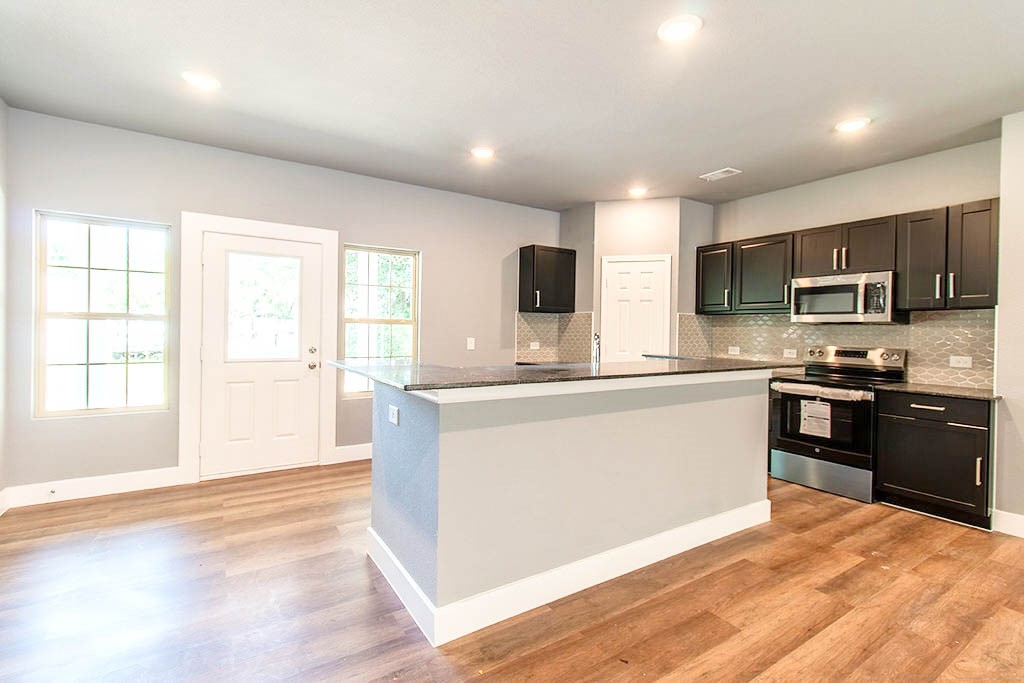 212 Navajo Trail West Tawakoni TX 75474
