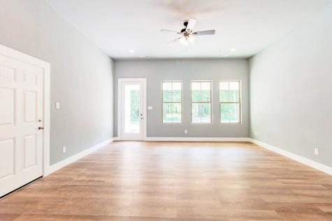 212 Navajo Trail West Tawakoni TX 75474