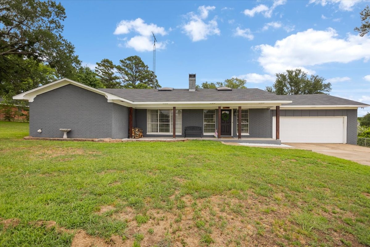 2300 Country Club Drive Canton TX 75103