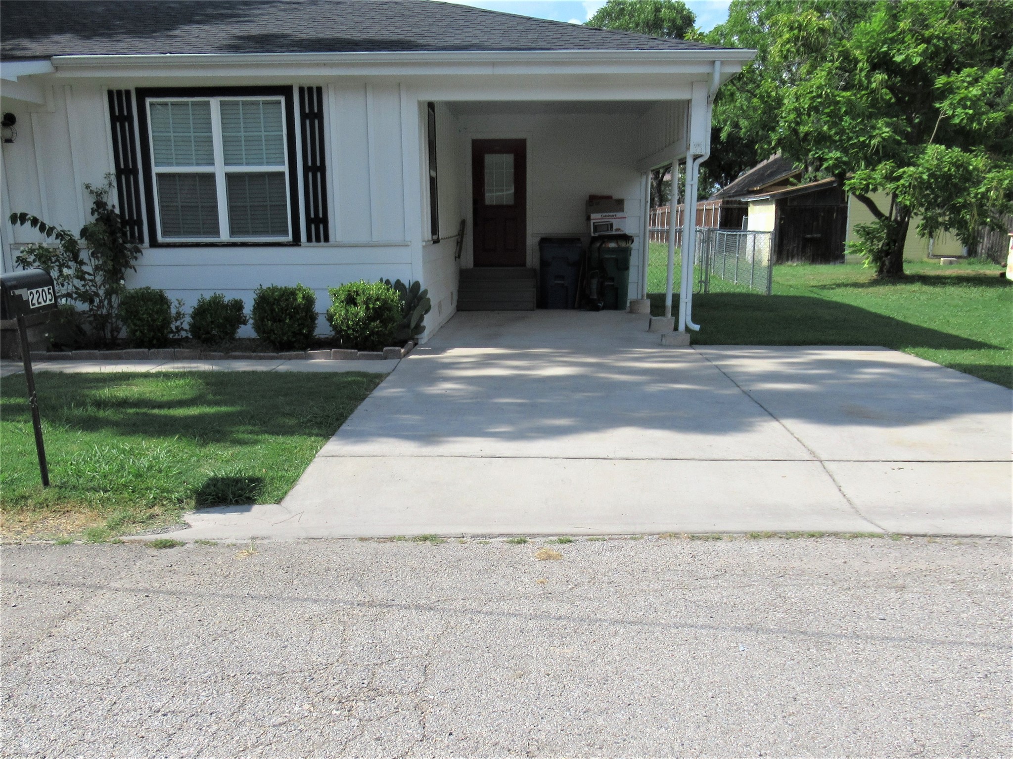 2205 Foster Circle Caddo Mills TX 75135