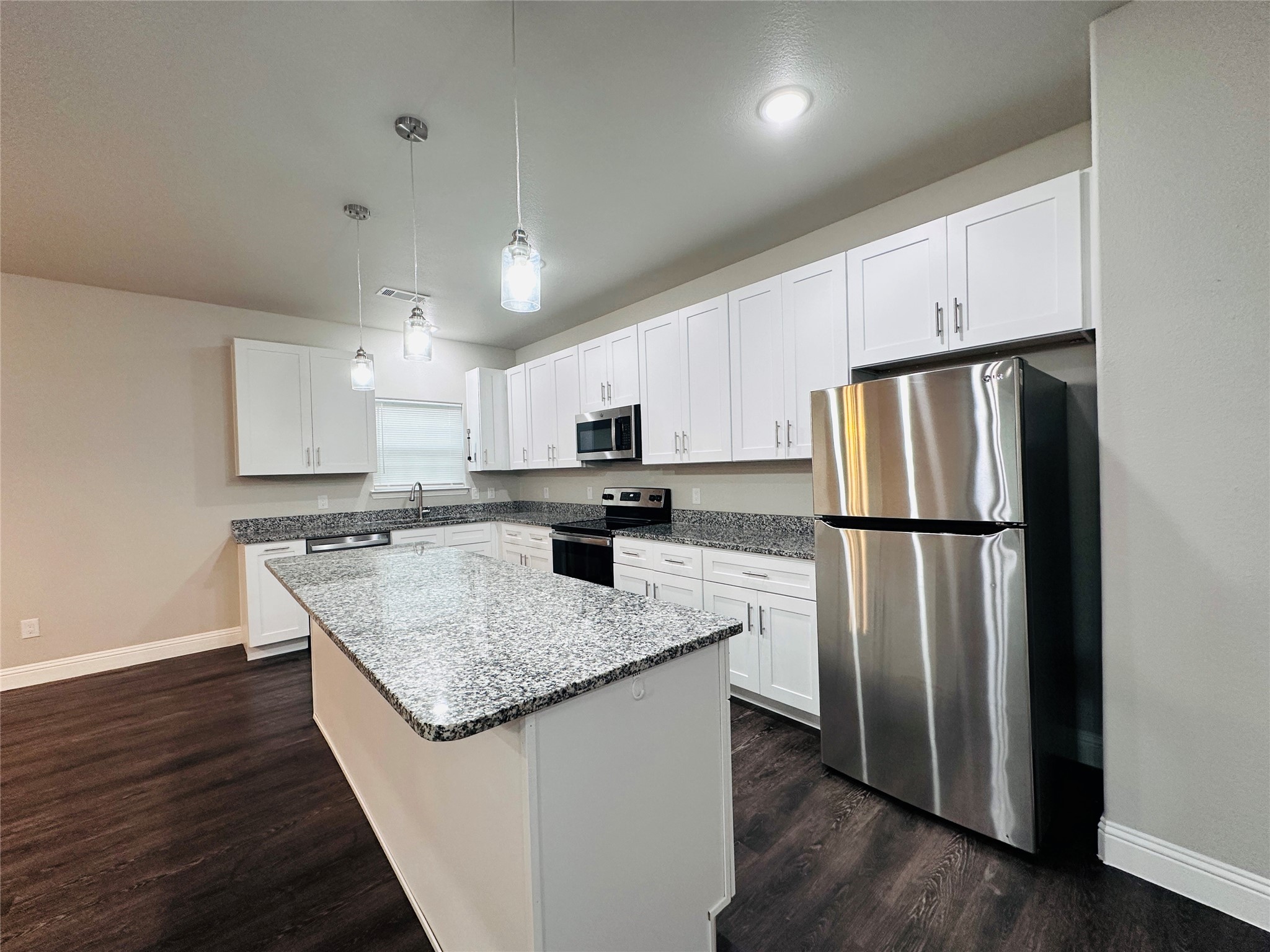 2415 San Gabriel Drive Granbury TX 76048