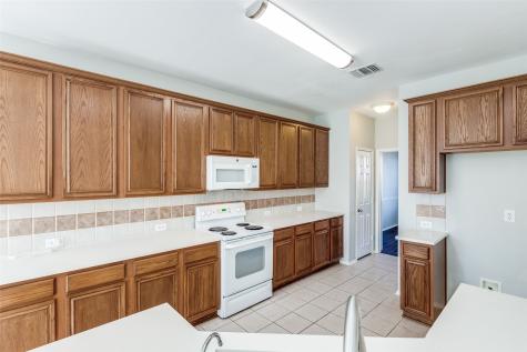 1018 Spanish Moss Drive Garland TX 75040