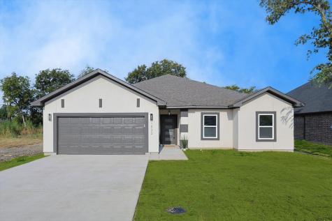 1533 Avenue C Grand Prairie TX 75051