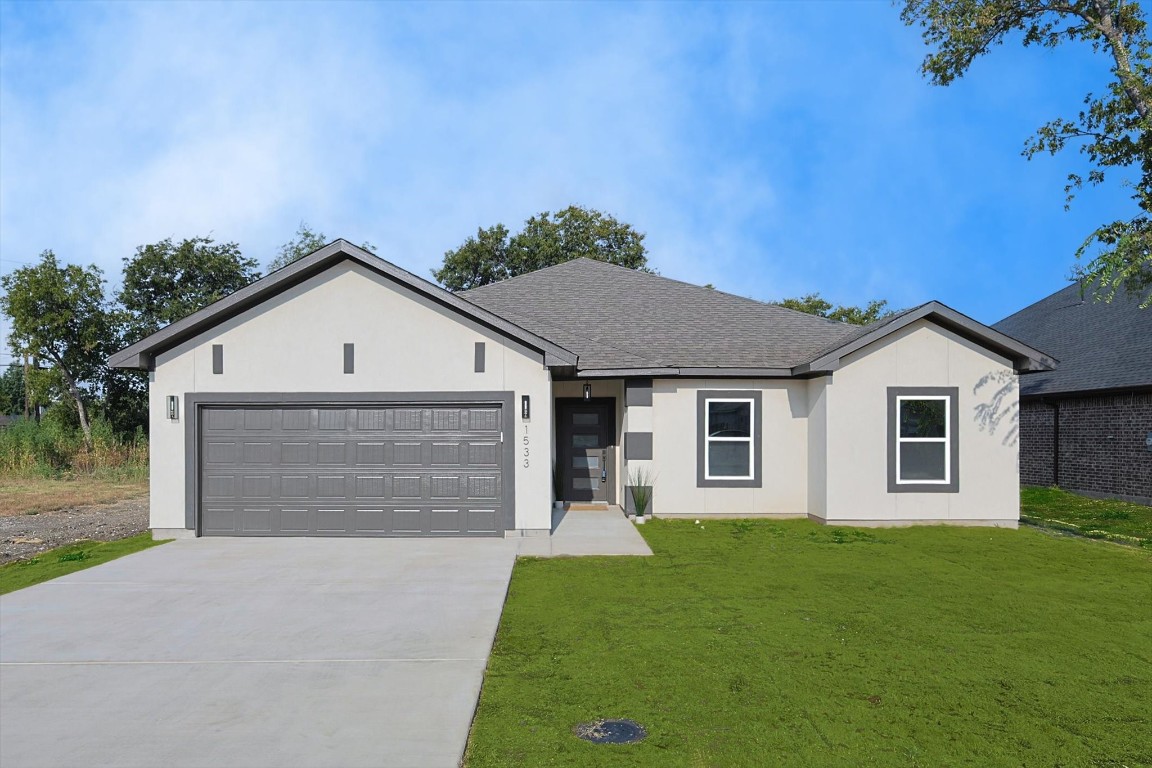 1533 Avenue C Grand Prairie TX 75051