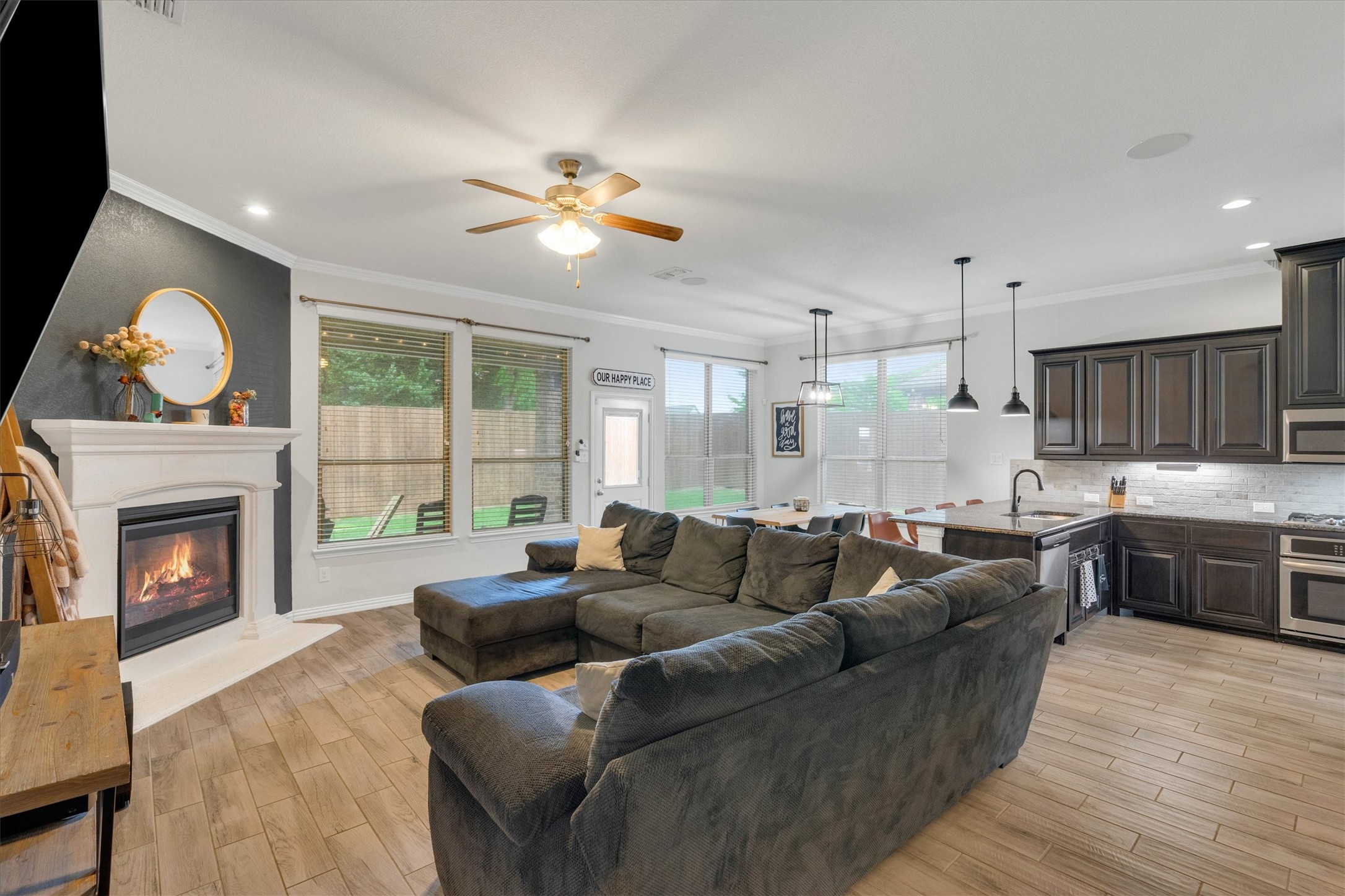 3233 Burgundy Lane Midlothian TX 76065
