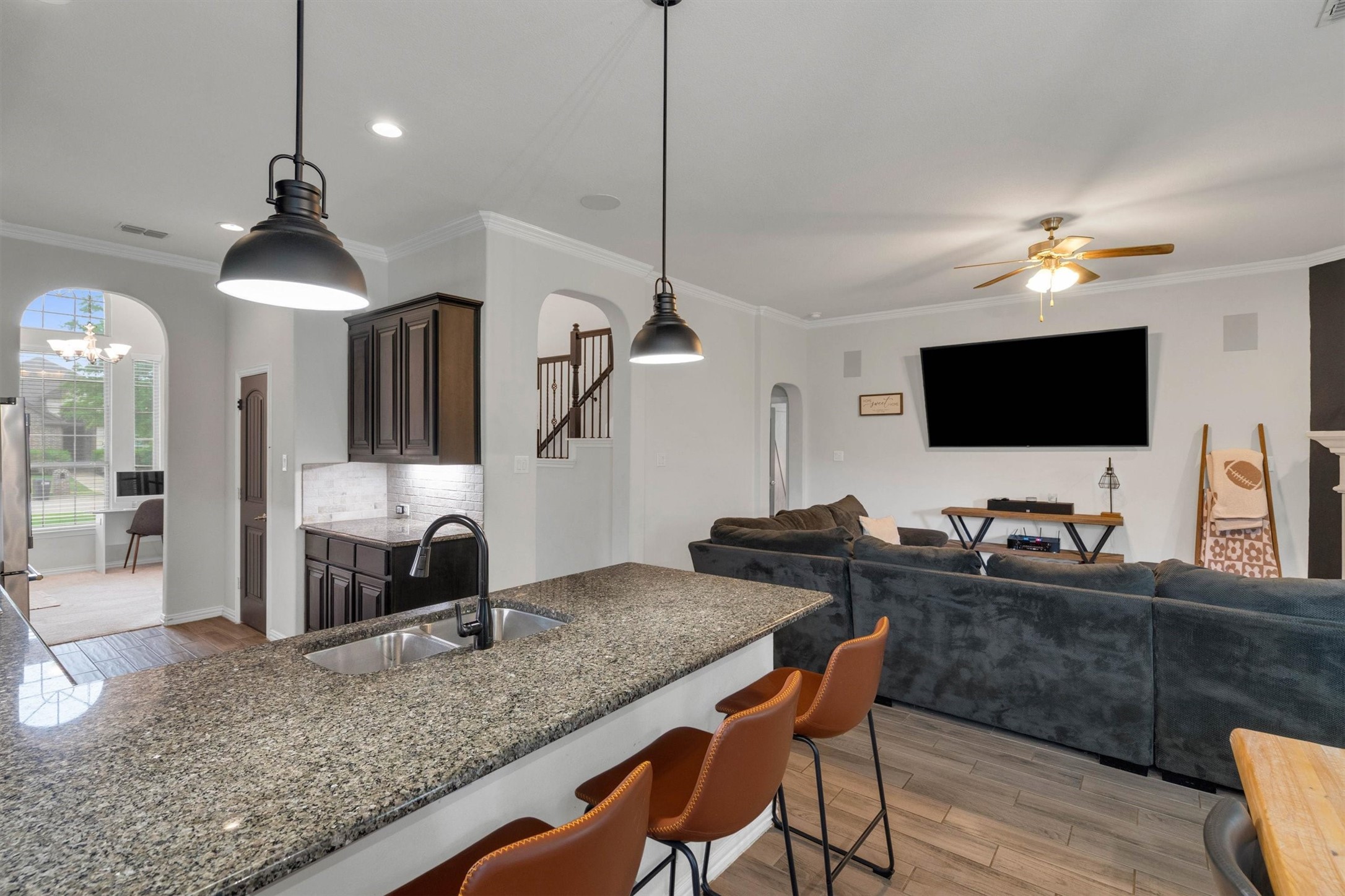 3233 Burgundy Lane Midlothian TX 76065